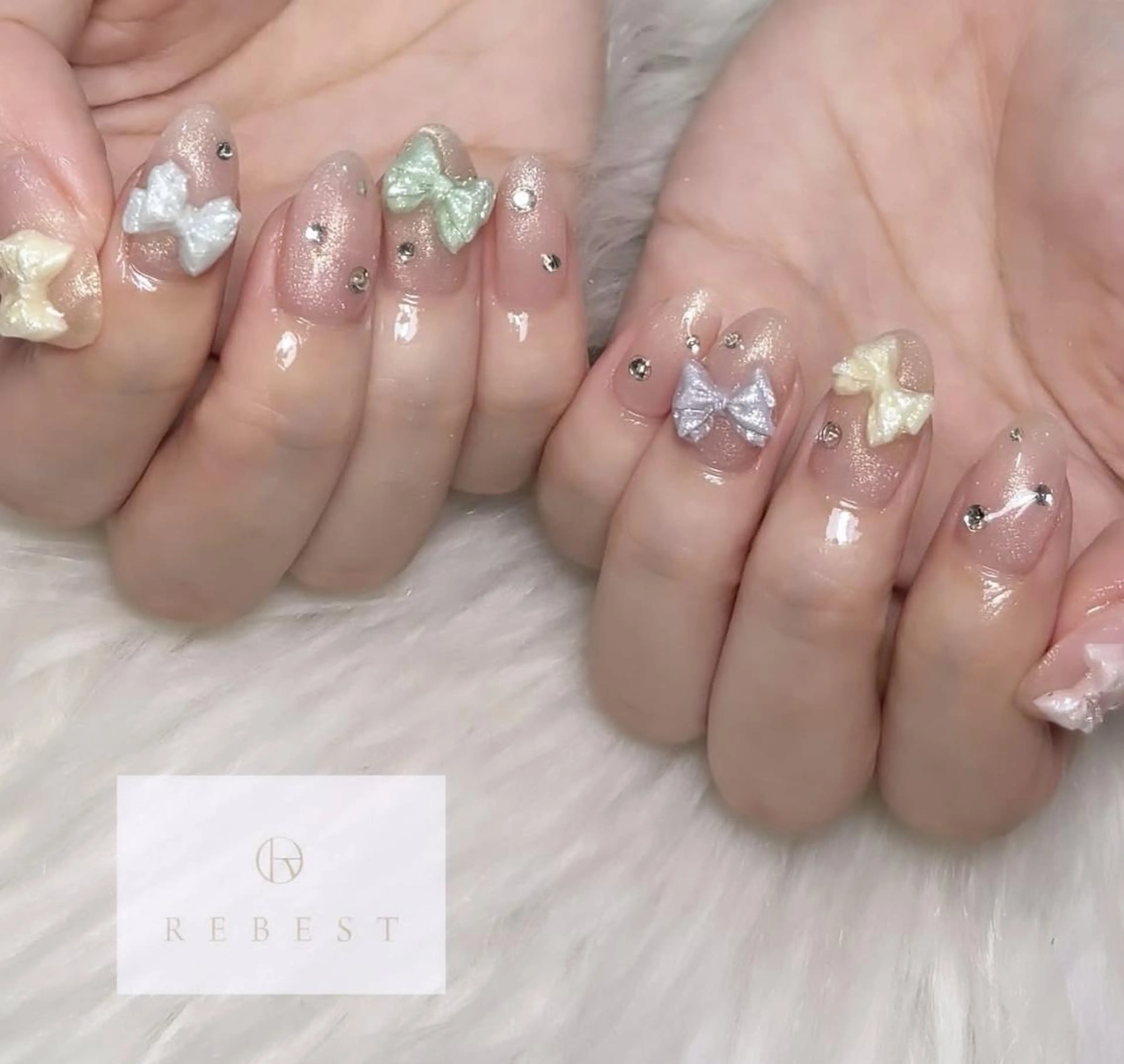 ネイル Sayaka❤️ REBEST京橋のネイルデザイン