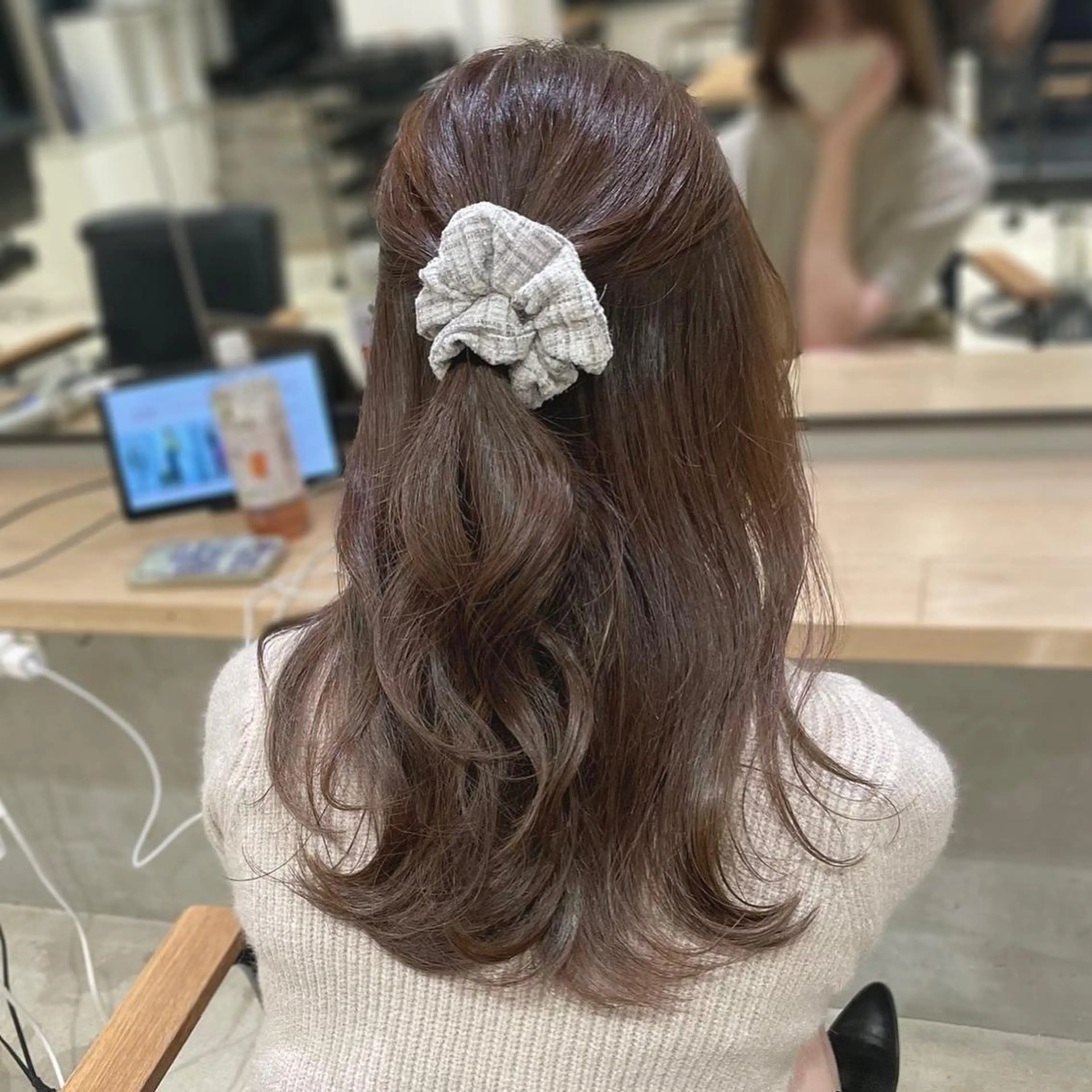 ロング カラー ベージュカラー ブリーチ 透明感カラー ダブルカラー インナーカラー ヘアカラー ヘアアレンジ🎀 yuuka 🤍のヘアスタイル