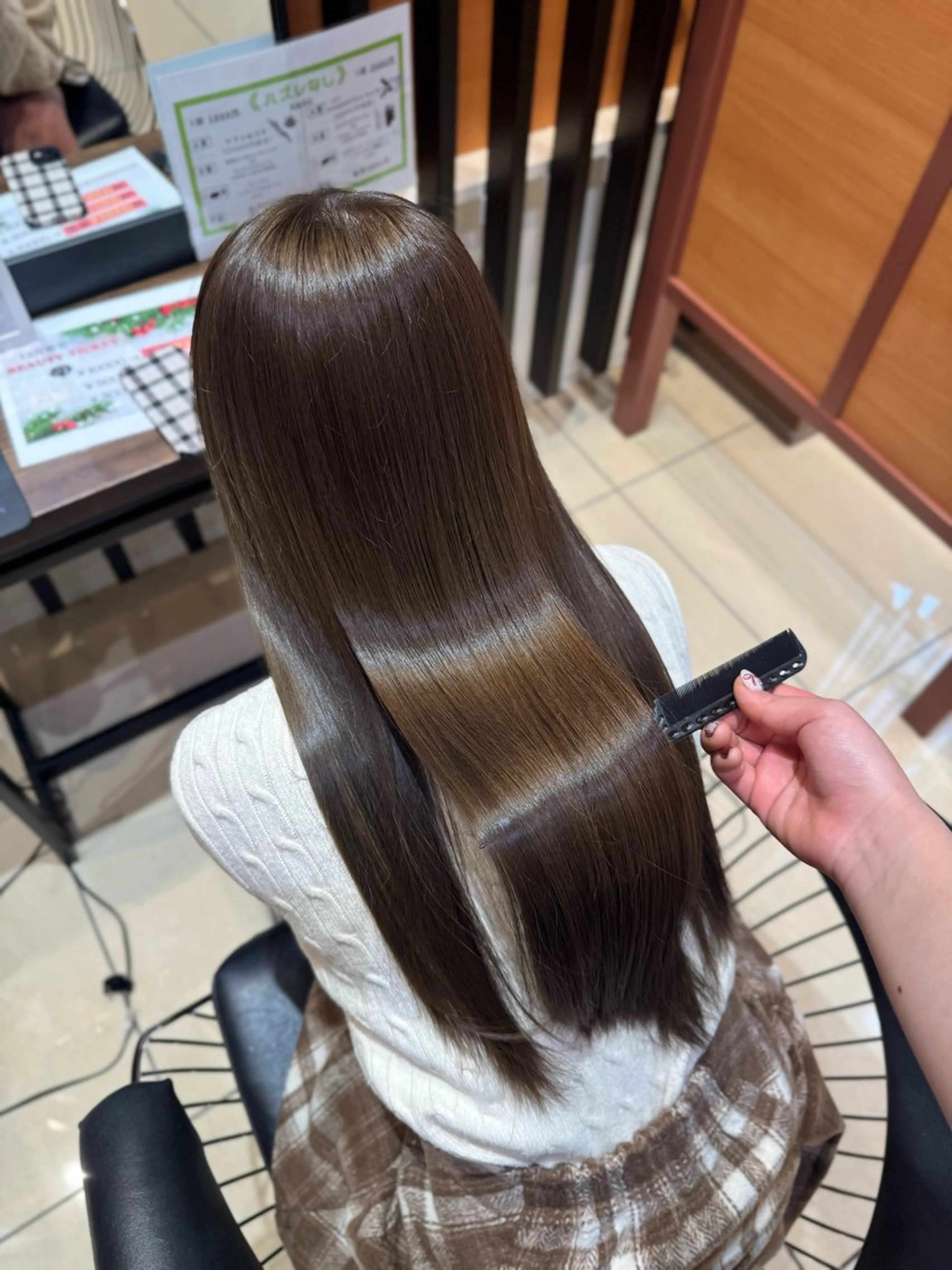 🖤暗染ならこのクーポン🖤🎀カット+カラー+高級髪質改善トリートメント🎀¥17600→¥8800の写真