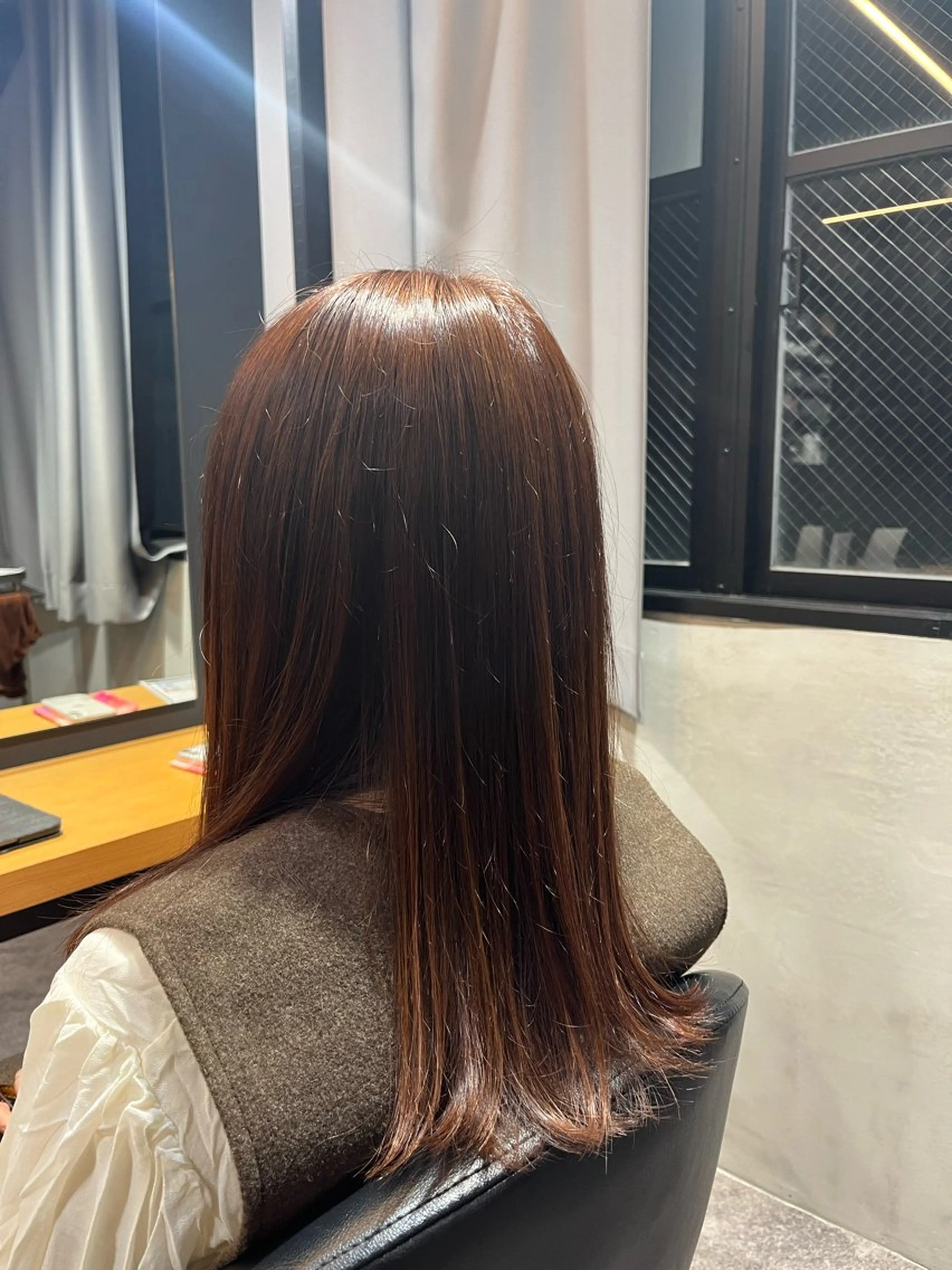 セミロング カラー plune 村松のヘアスタイル