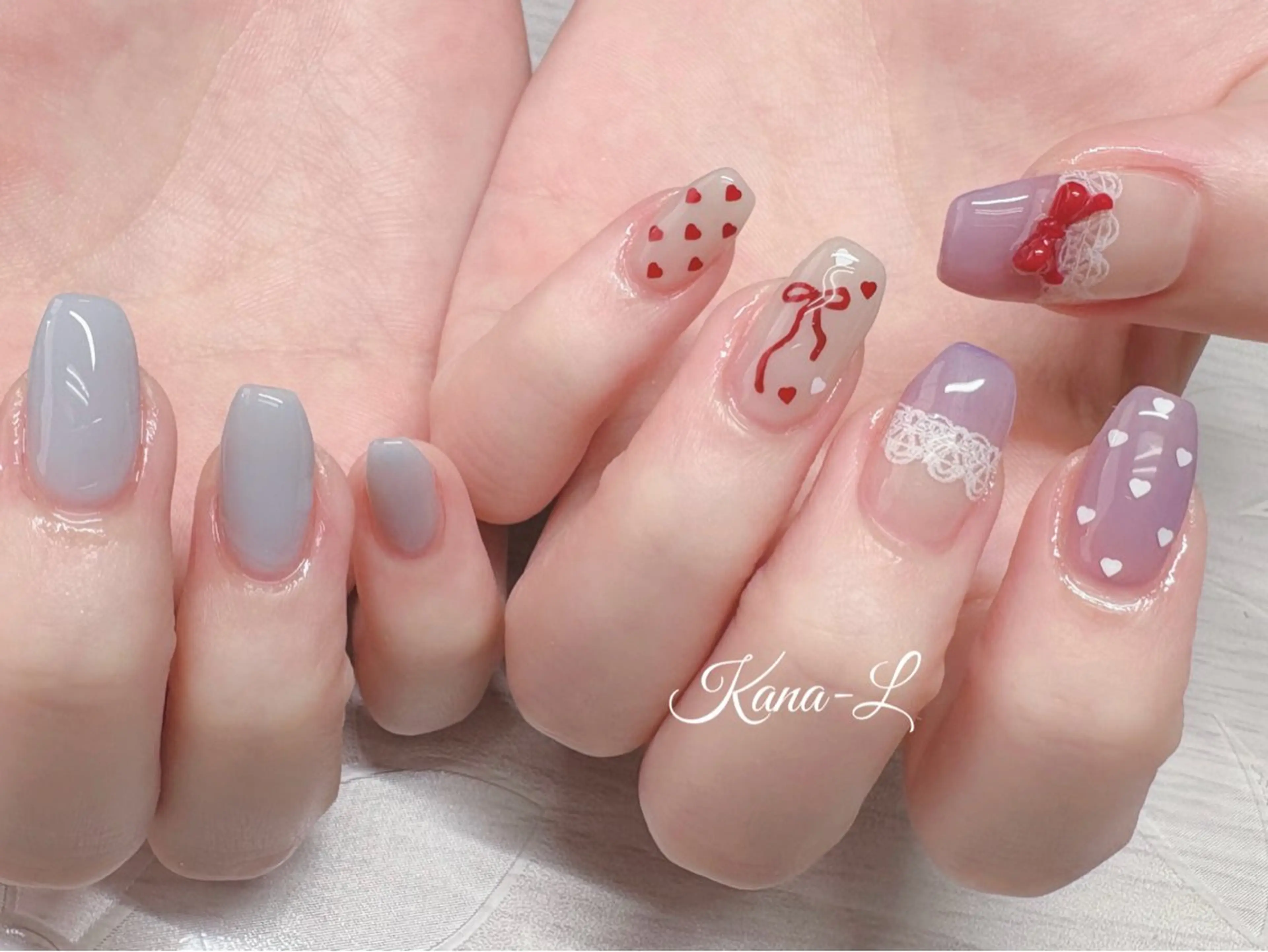 ネイル 芦辺 香奈のネイルデザイン