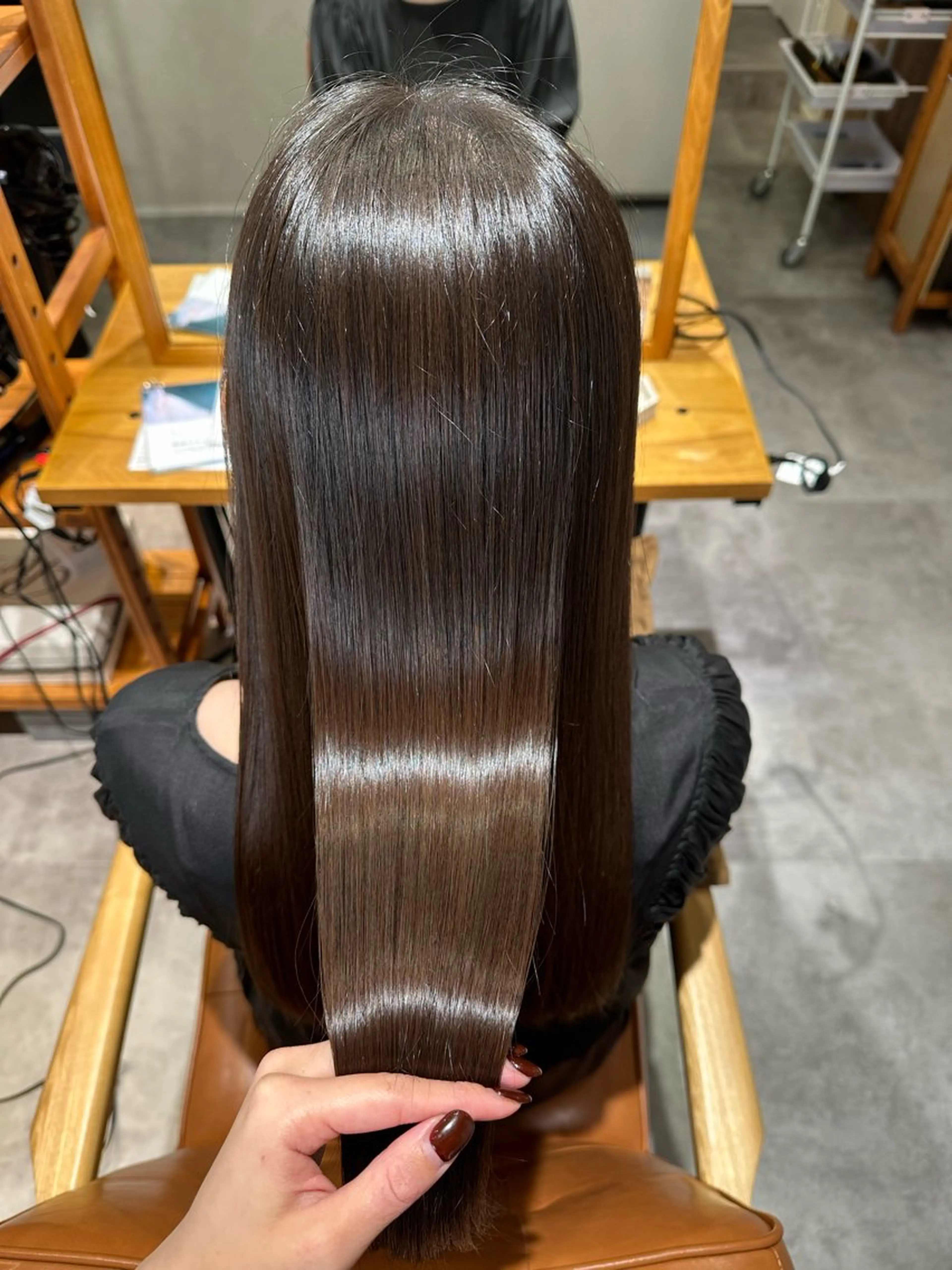 ロング カラー 髪質改善 トリートメント 阪本 愛実のヘアスタイル