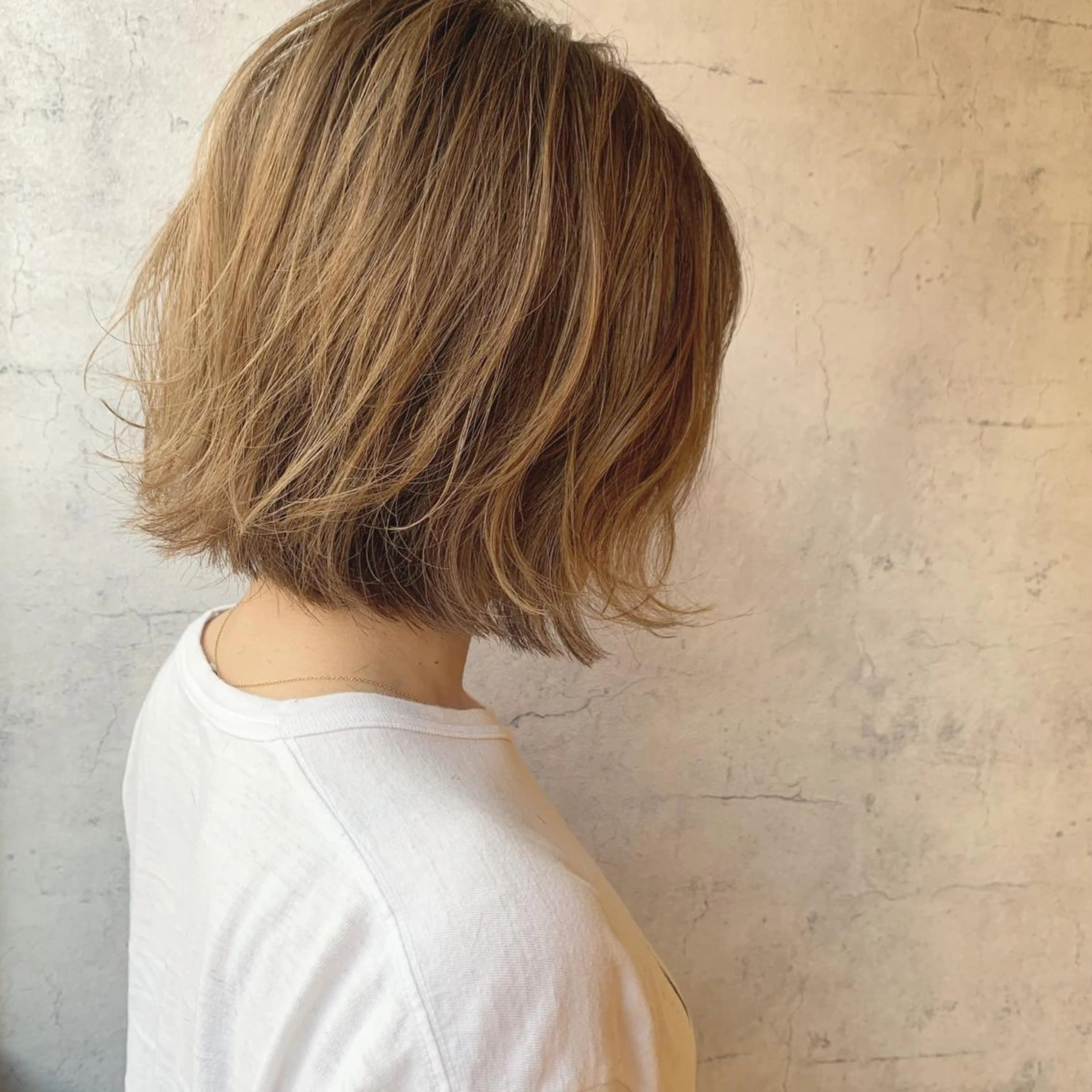 ミディアム カラー ベージュカラー 池田 真由美のヘアスタイル