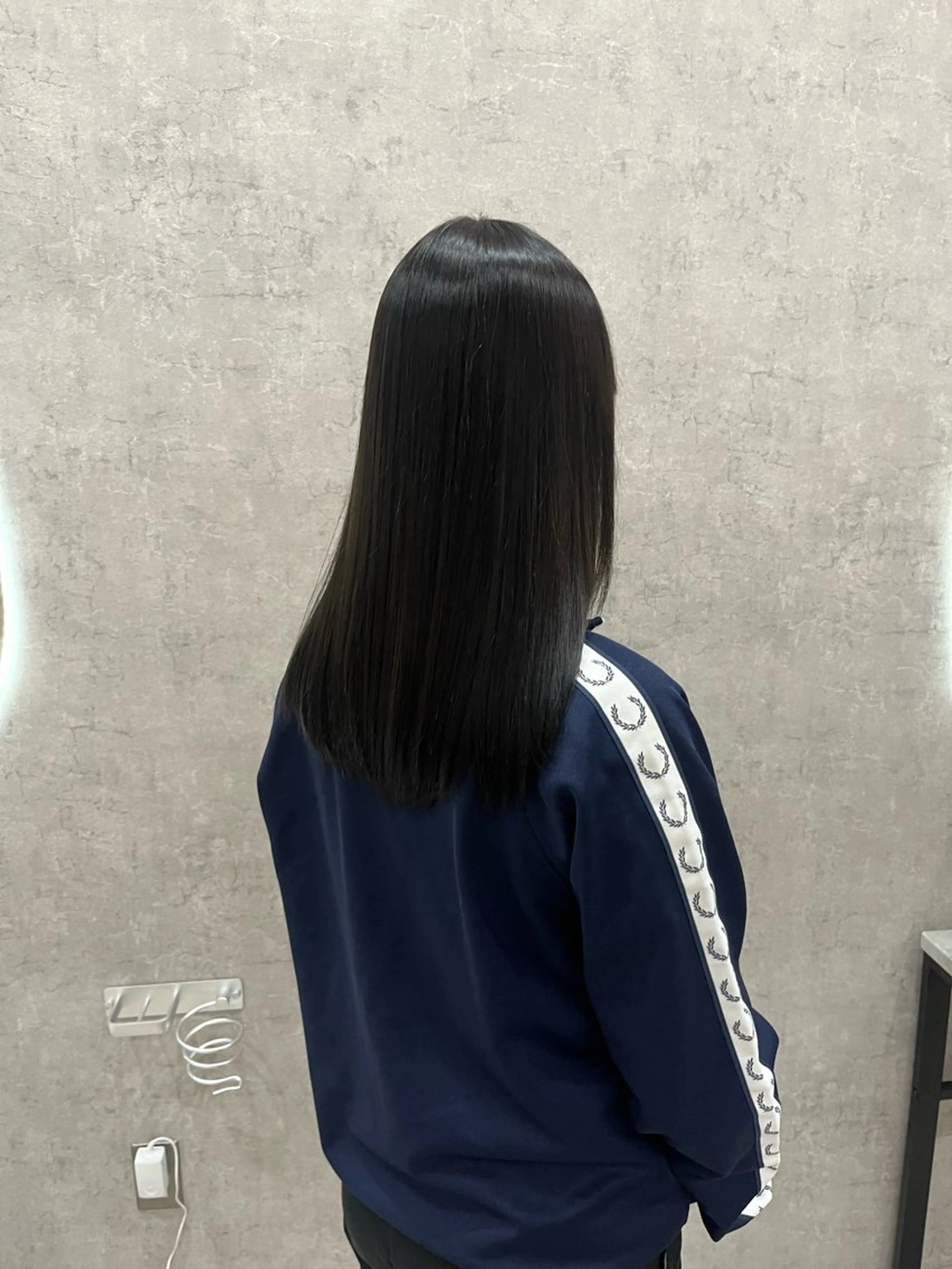 ミディアム カラー 中島 日菜のヘアスタイル
