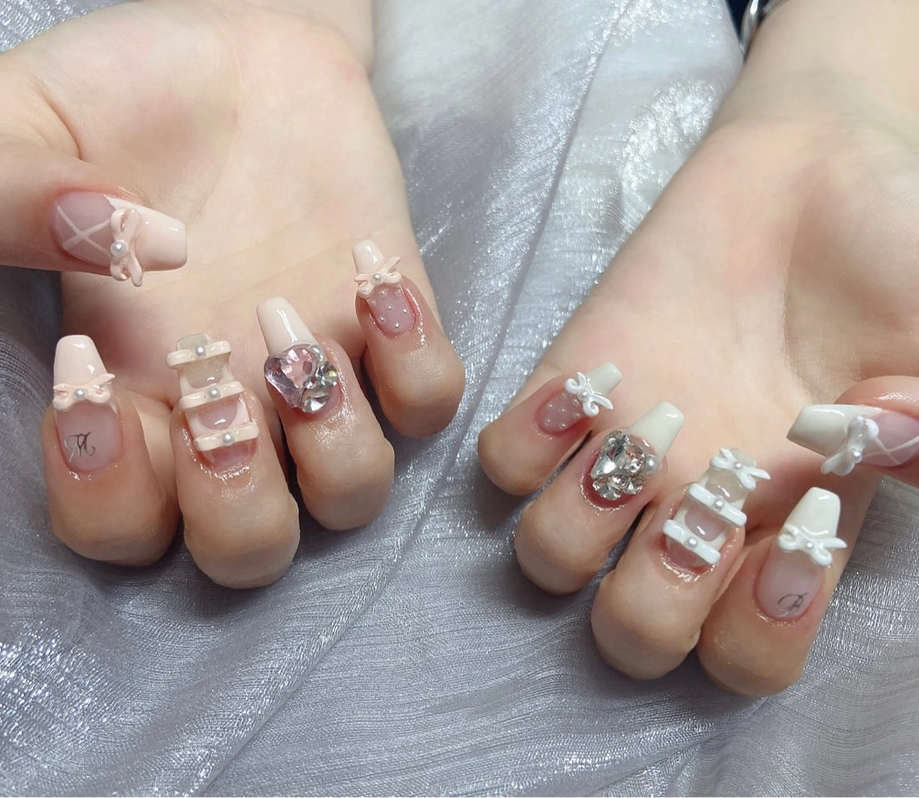 ネイル ハンドネイル ＆ME アンドミーのネイルデザイン