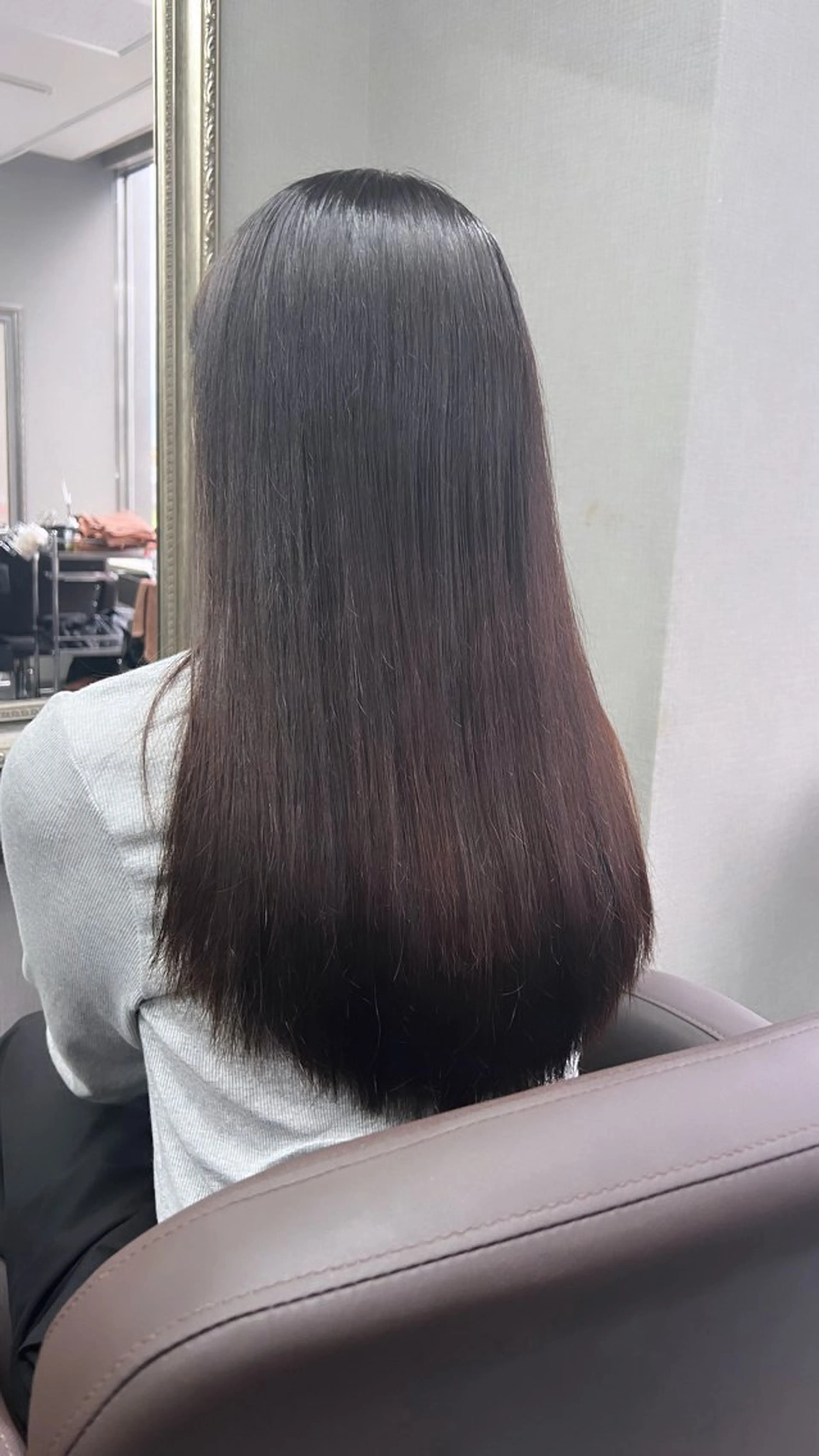 ロング ハイトーンカラー 坂本 翼のヘアスタイル