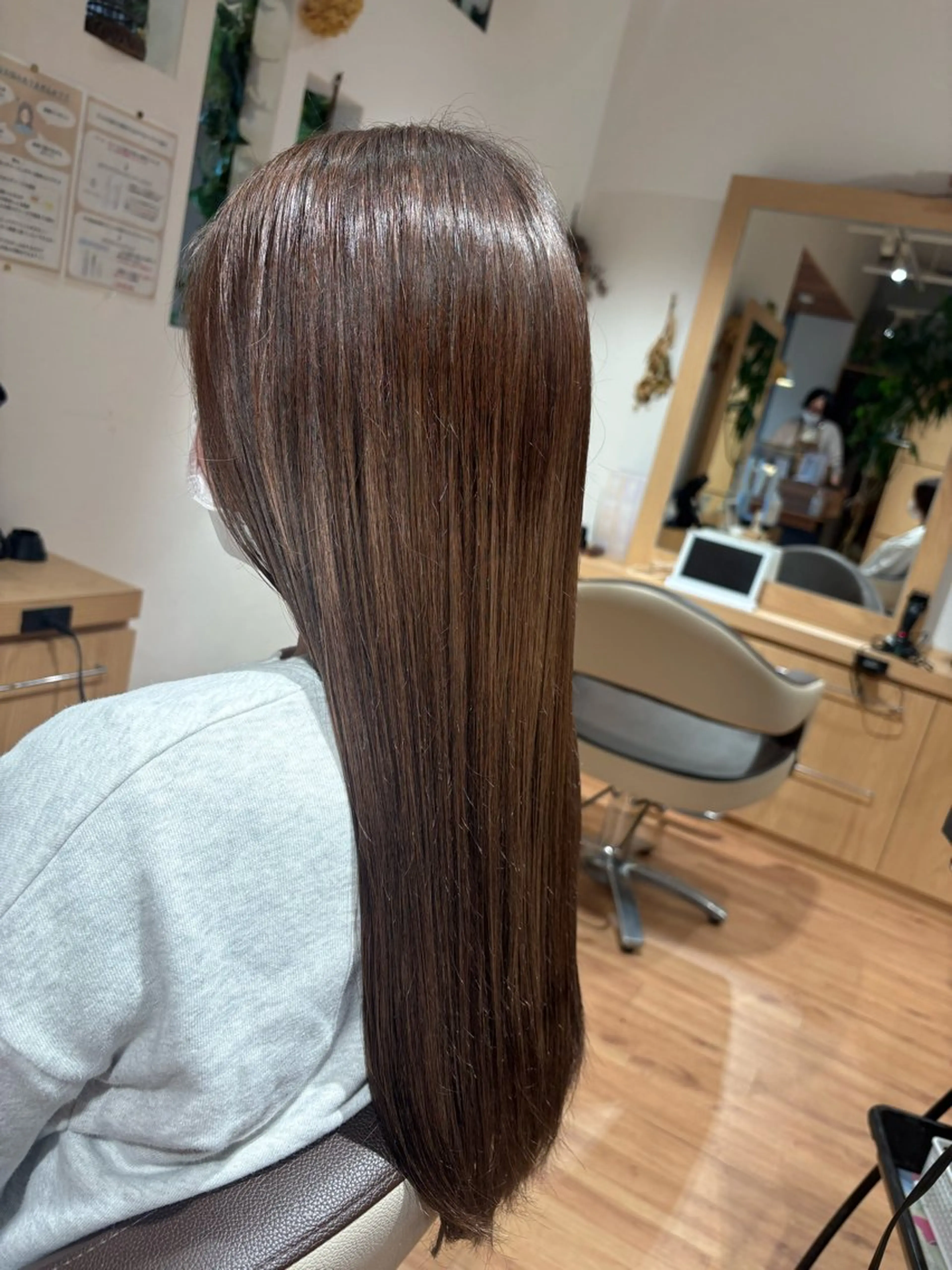 ロング カラー ヘアカラー ヘアーアンベリール ことねのヘアスタイル