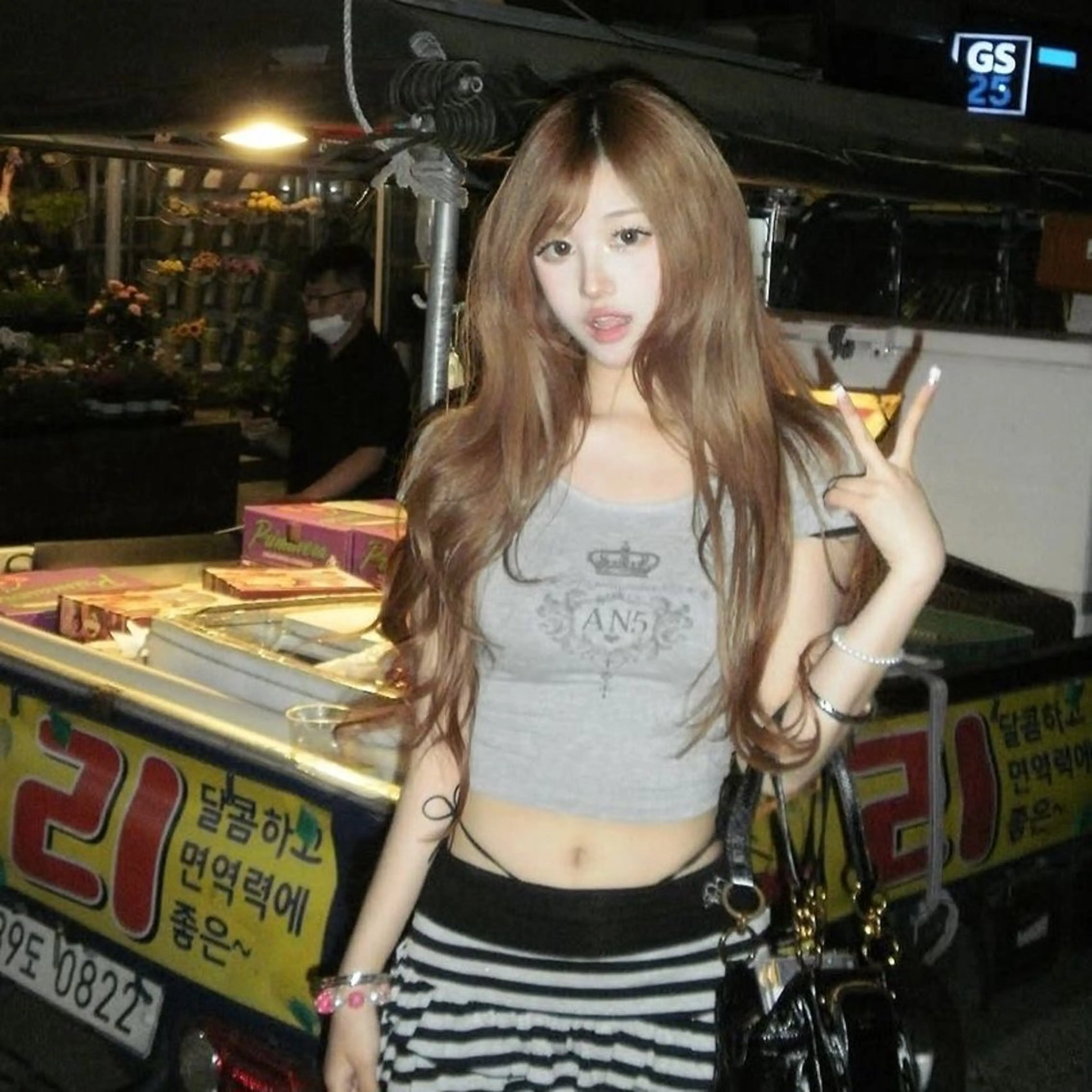 ロング カラー ベージュカラー ブリーチ ダブルカラー ブリーチなしカラー 小顔カット カット ヘアカラー トリートメント 原宿/ワンホンヘア SAAYA🖤のヘアスタイル