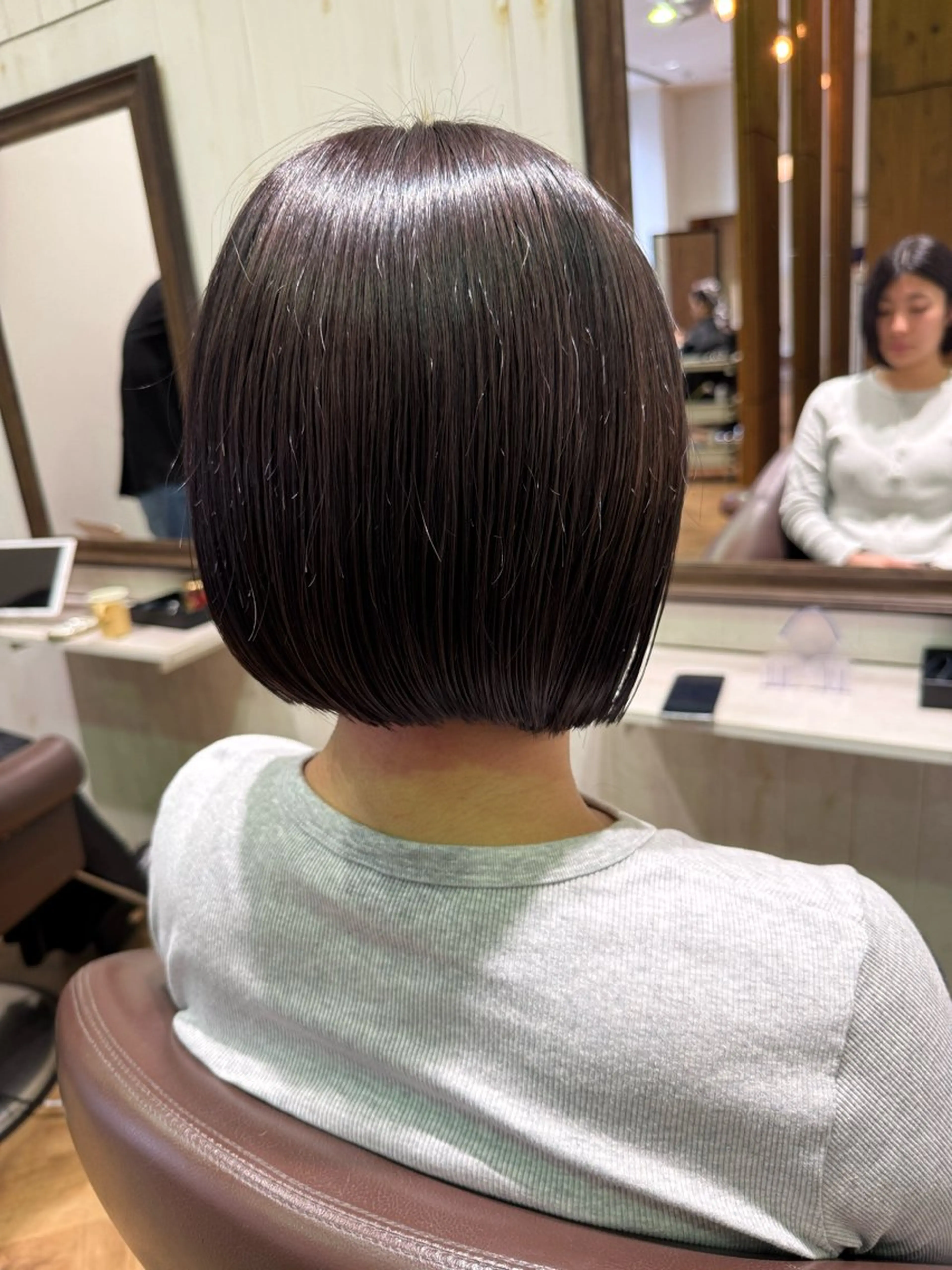 ショート カラー ダークグレー ダークグレージュ グレージュ ボブ 卒業式のヘアスタイル 溝口 槙里也のヘアスタイル