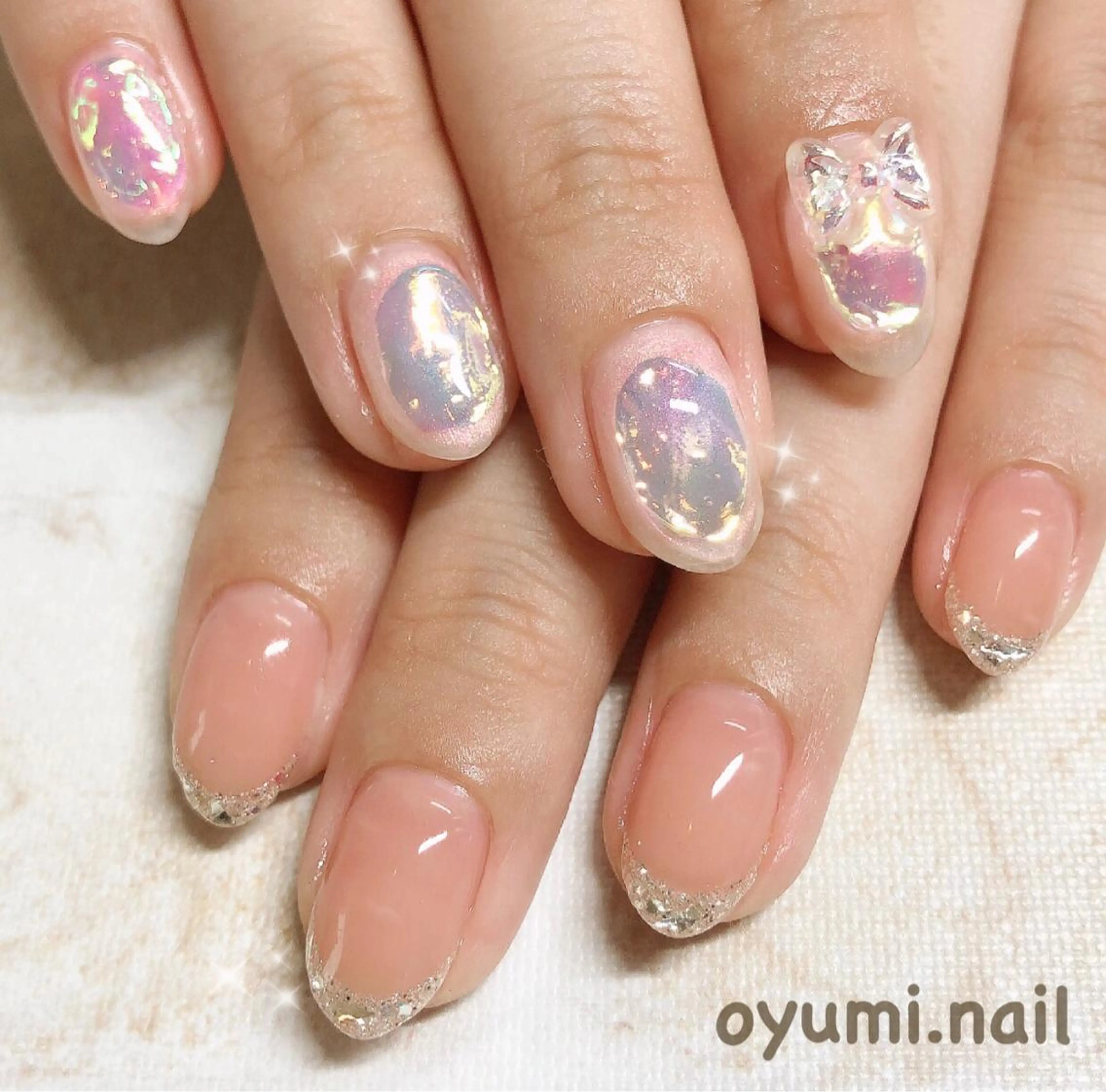 ネイル オーロラネイル フレンチネイル ジェルネイル ガラスフレンチ グラデーション ハンドネイル takanashi yumiのネイルデザイン