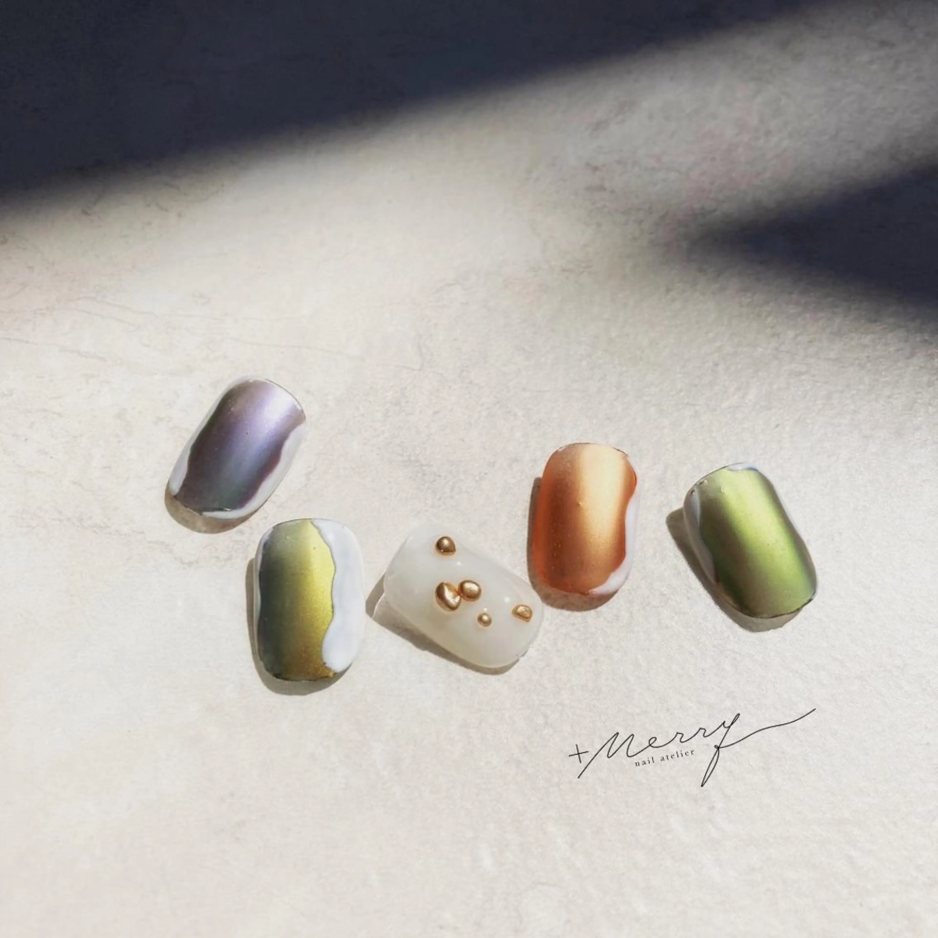 ネイル ネイルアトリエ プラスメリーのネイルデザイン