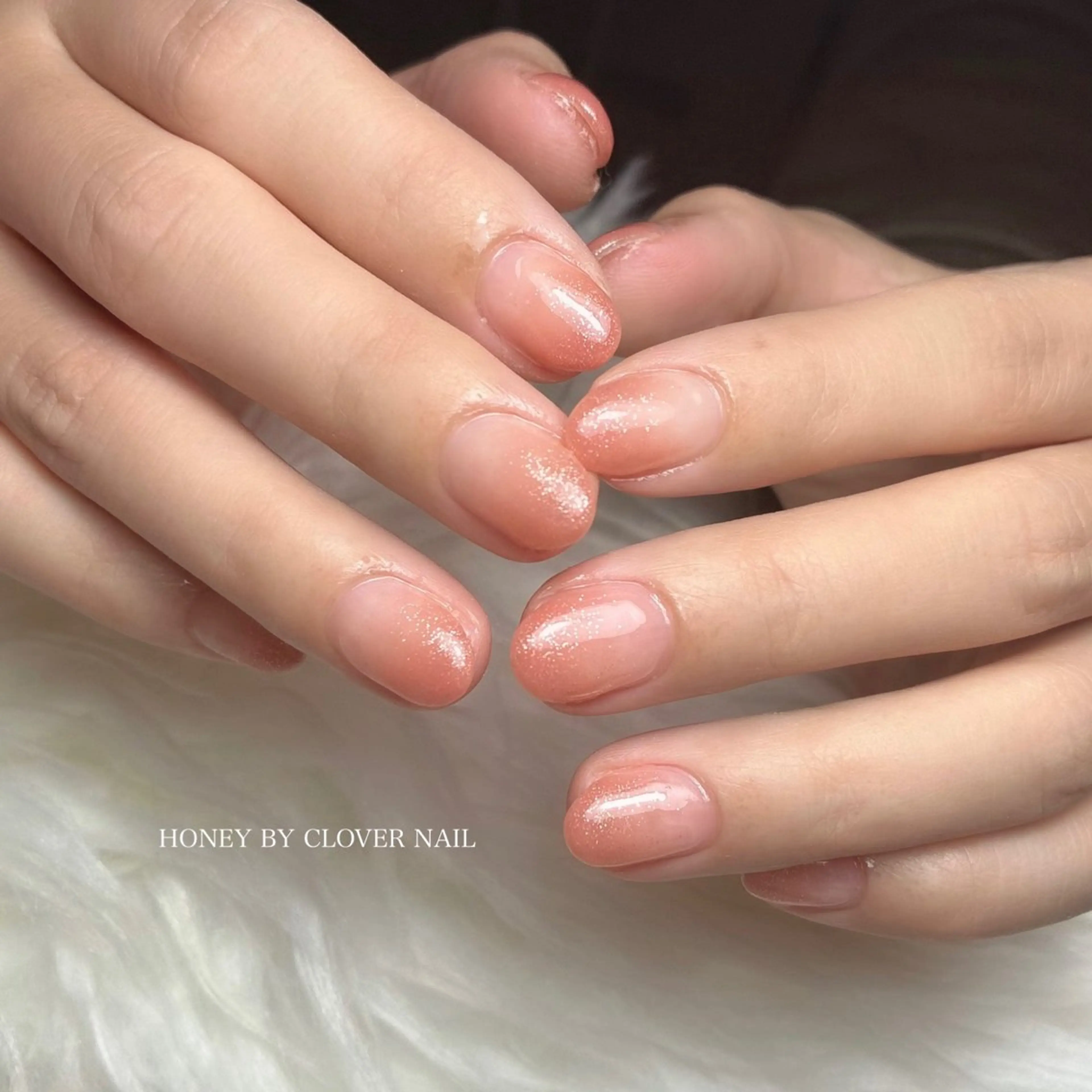 ネイル グラデーション ハンドネイル フットネイル HONEY BY CLOVERNAILのネイルデザイン