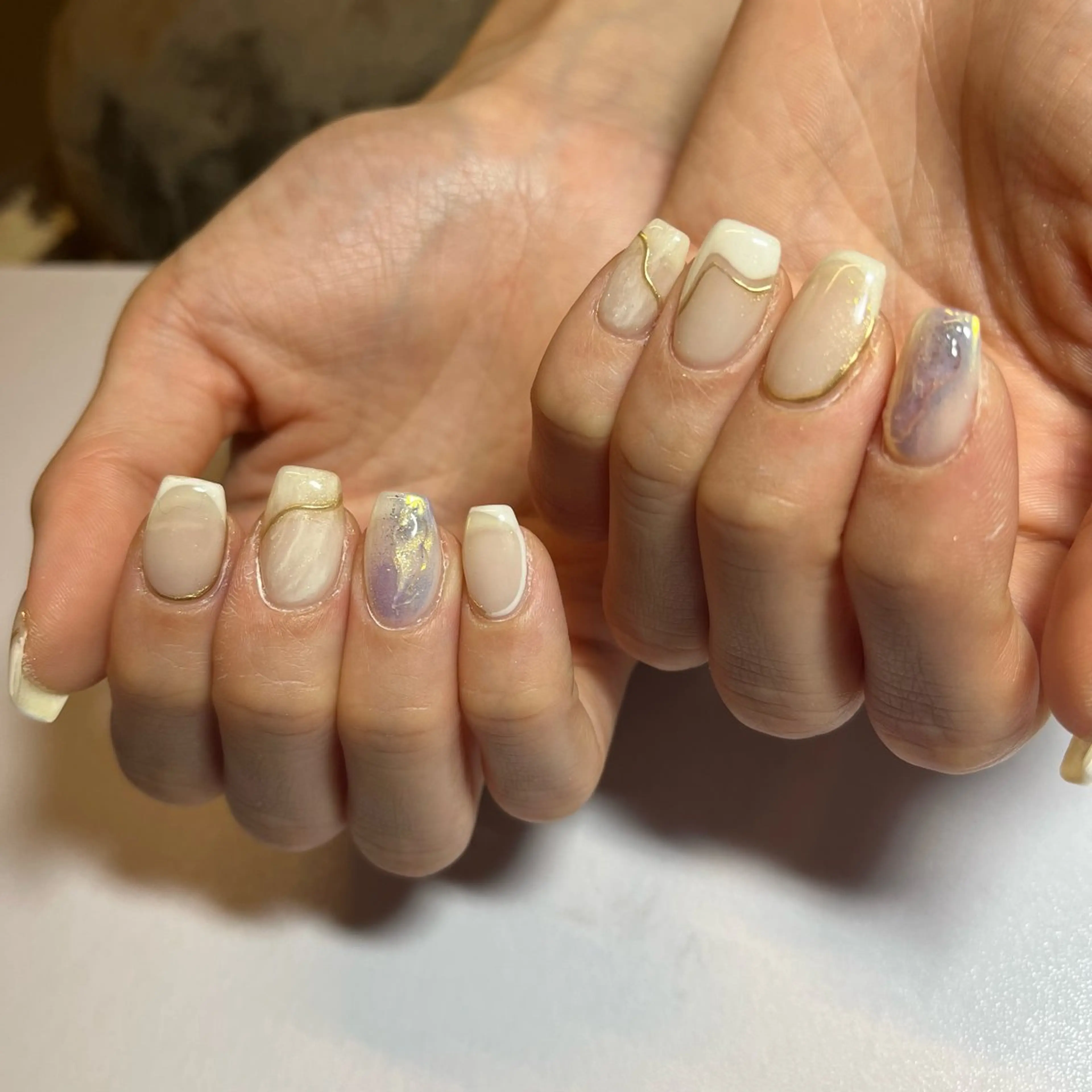 ミディアム watabe .のネイルデザイン