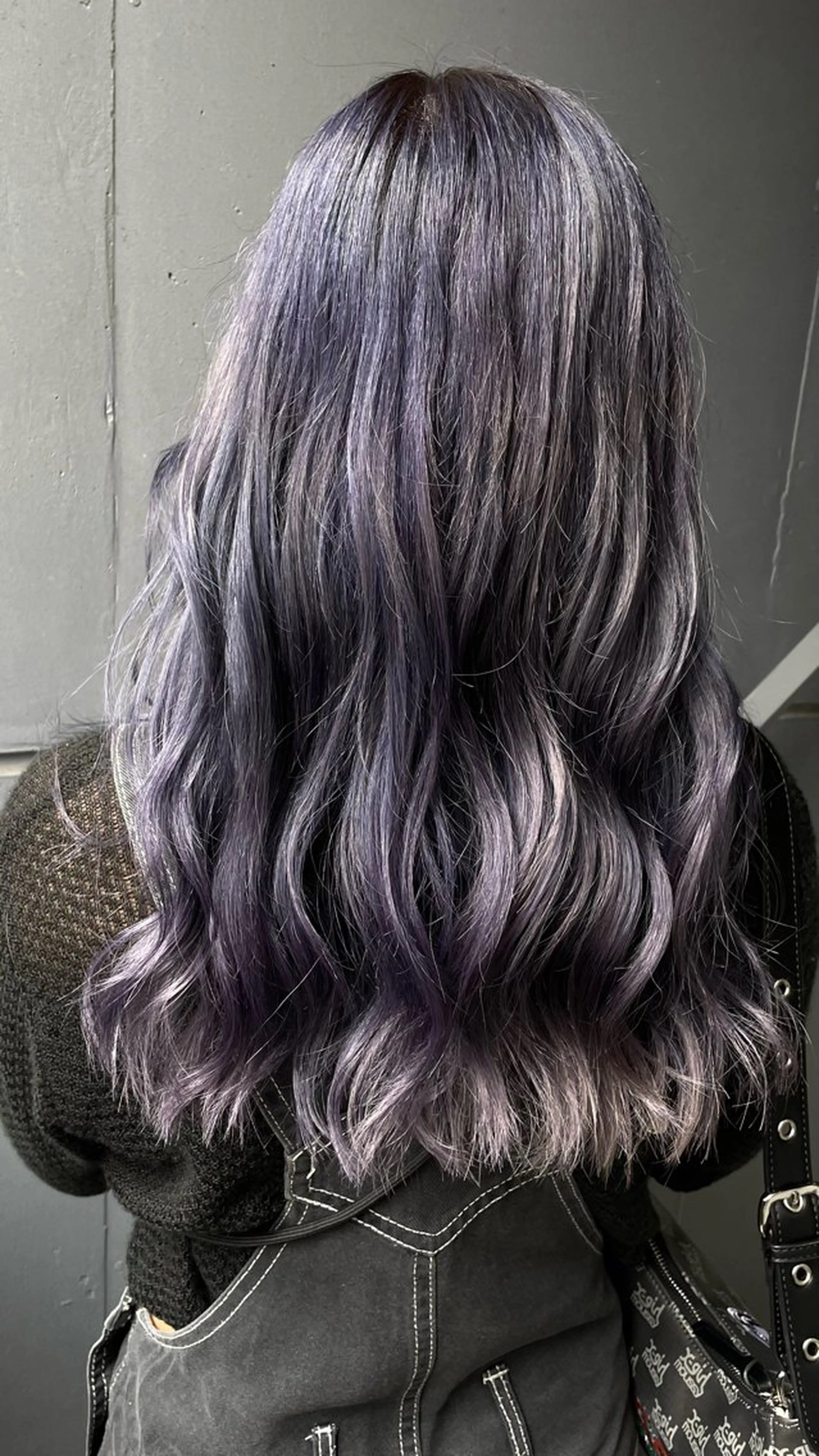 ロング shoko/ 海外ガール風パーマのヘアスタイル