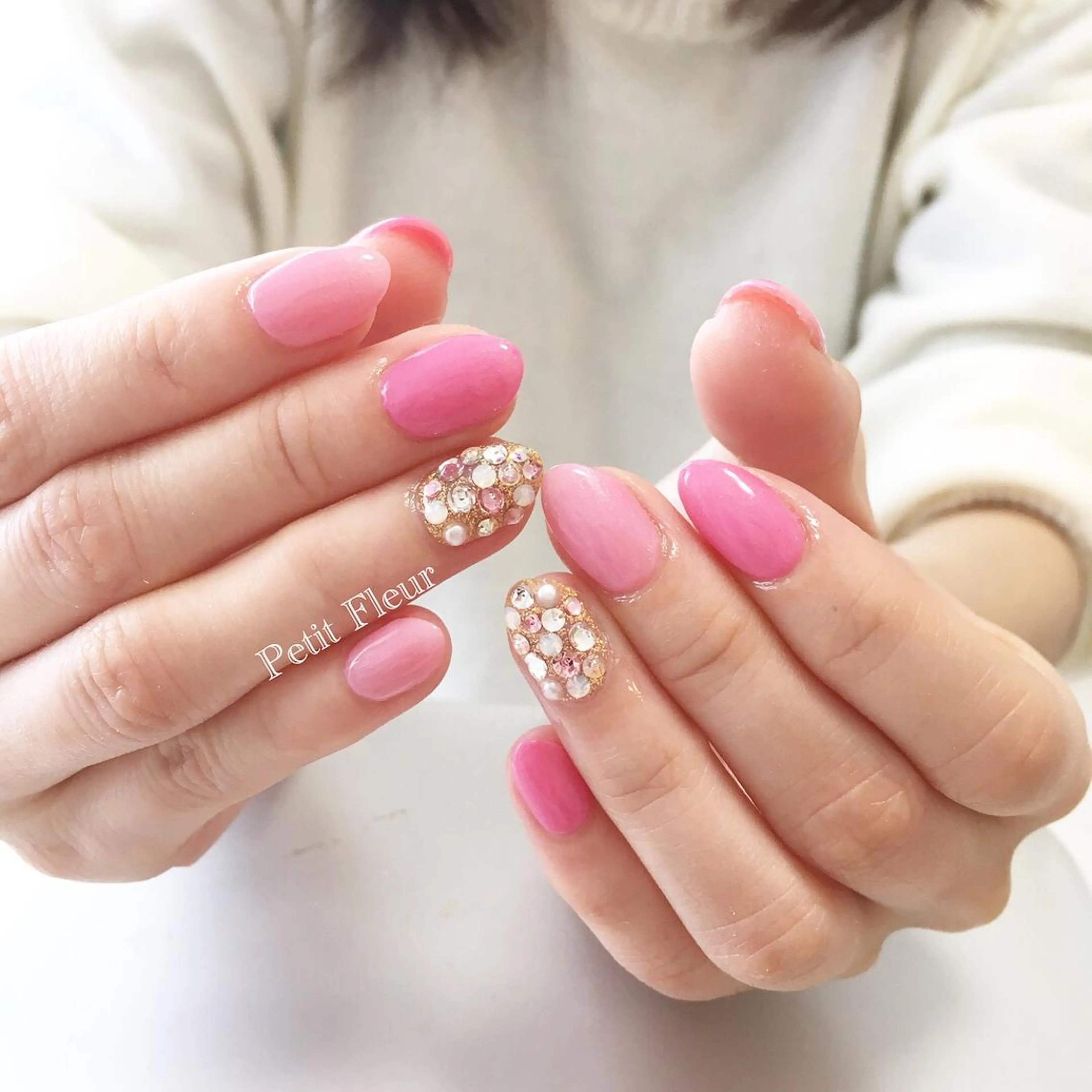 ネイル ジェルネイル キラキラネイル ピンク 青柳 亜梨奈のマツエク・マツパデザイン