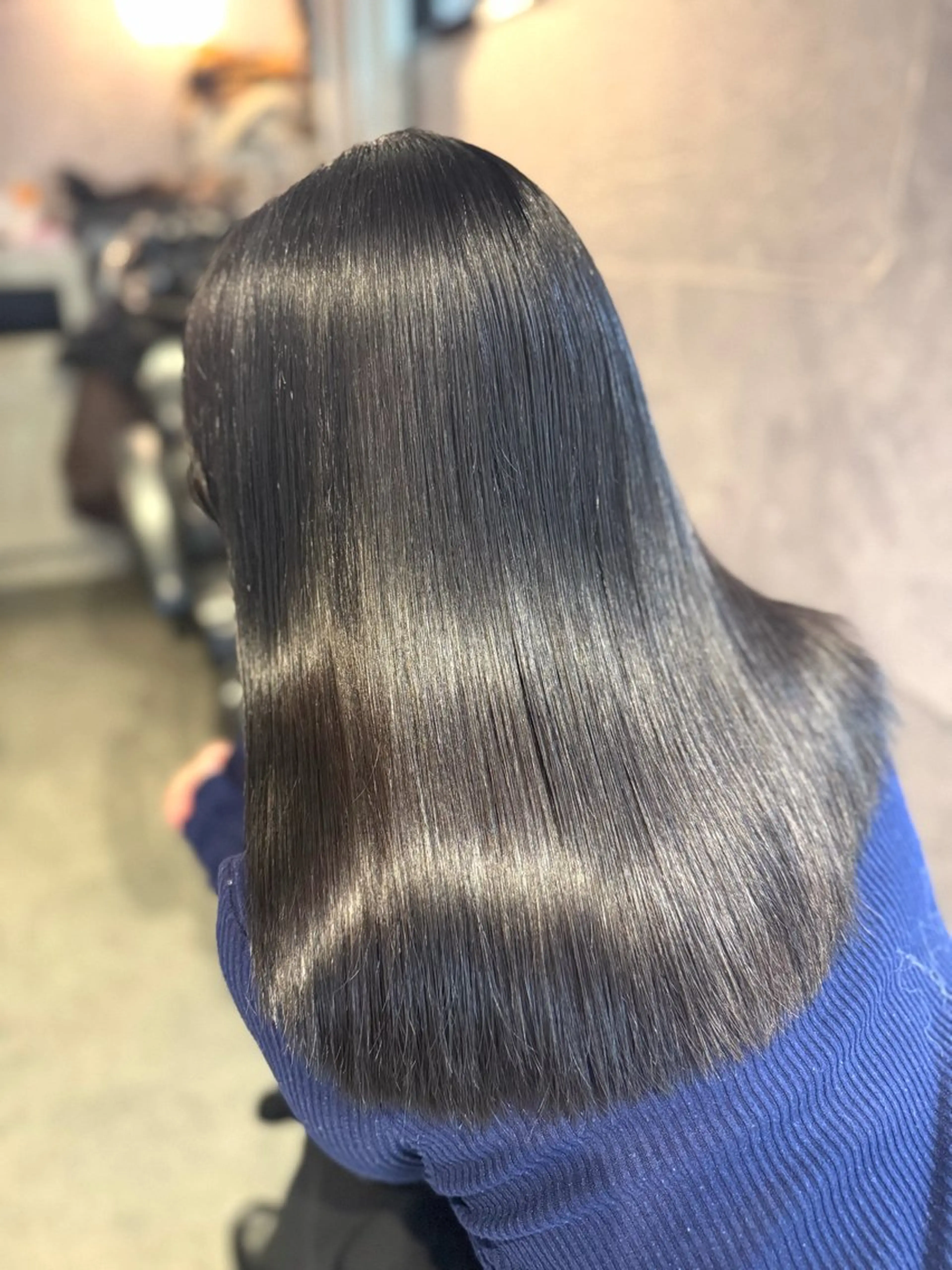 セミロング カラー ヘアカラー 🩶鈴木茉奈🩶艶髪 /透明感/暖色カラーのヘアスタイル