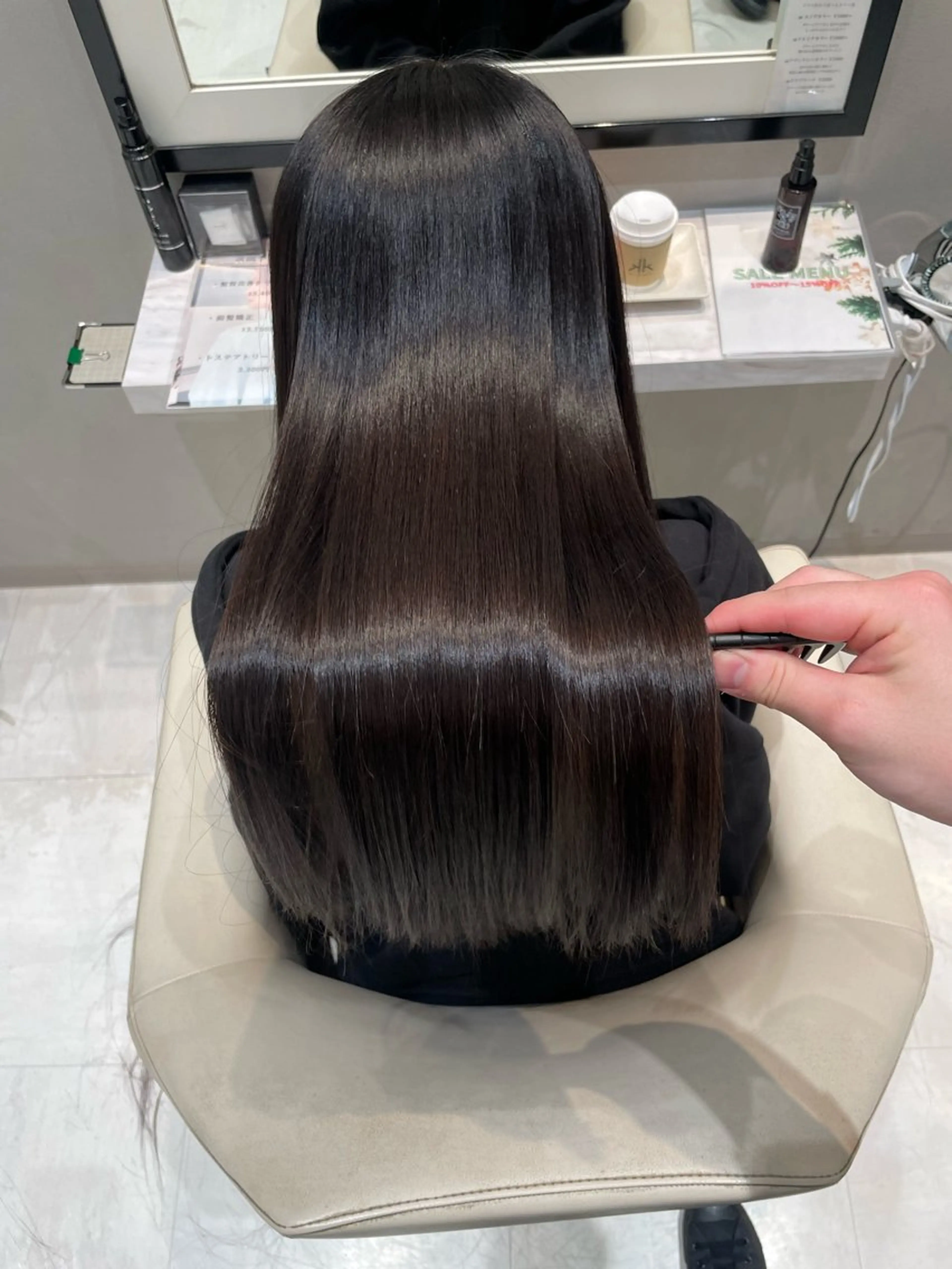 ロング パーマ カット 縮毛矯正 トリートメント k-twoたき✨艶感 カラー／美髪矯正のヘアスタイル