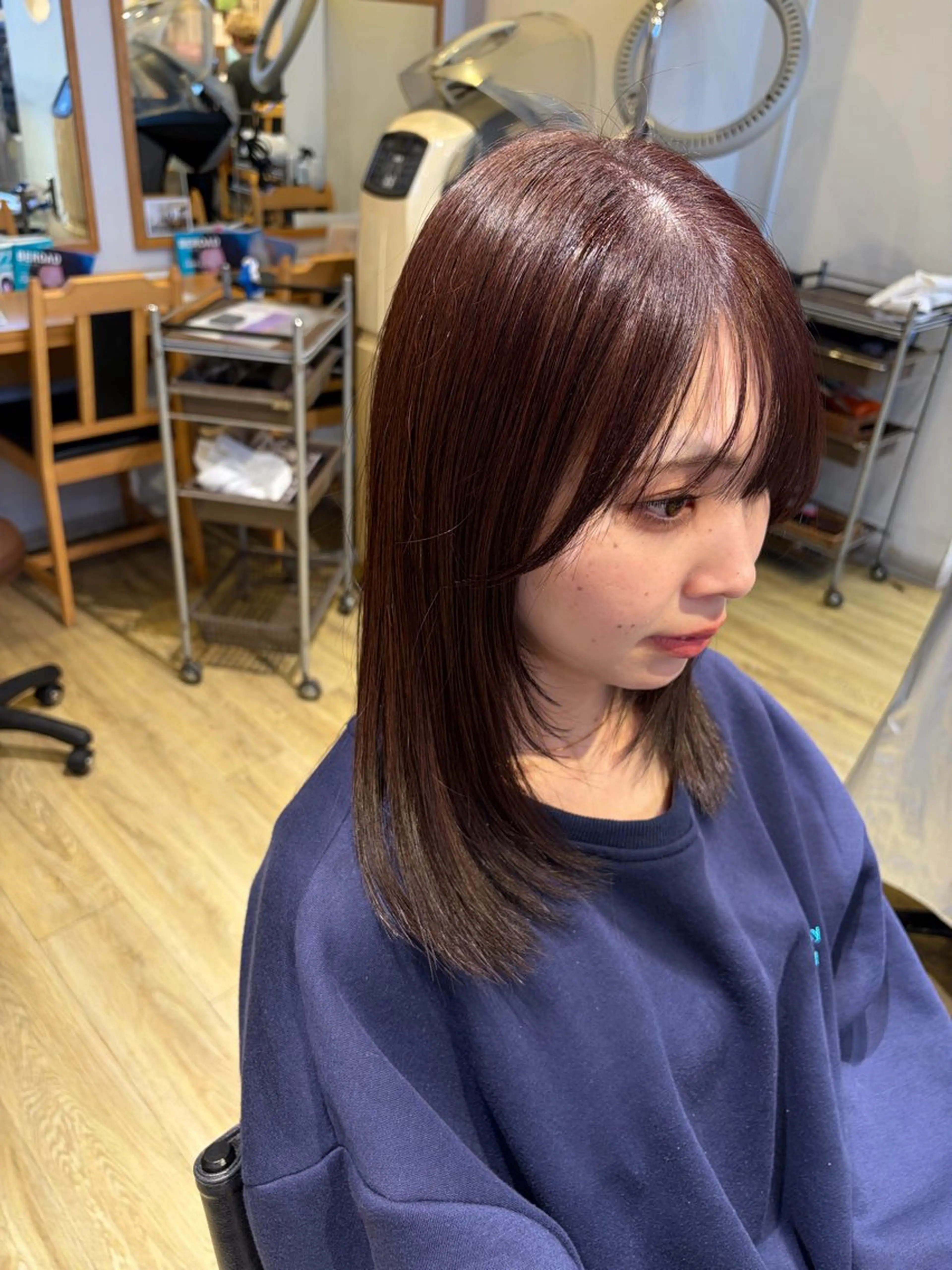 セミロング レイヤーカット カット 水木 里咲のヘアスタイル