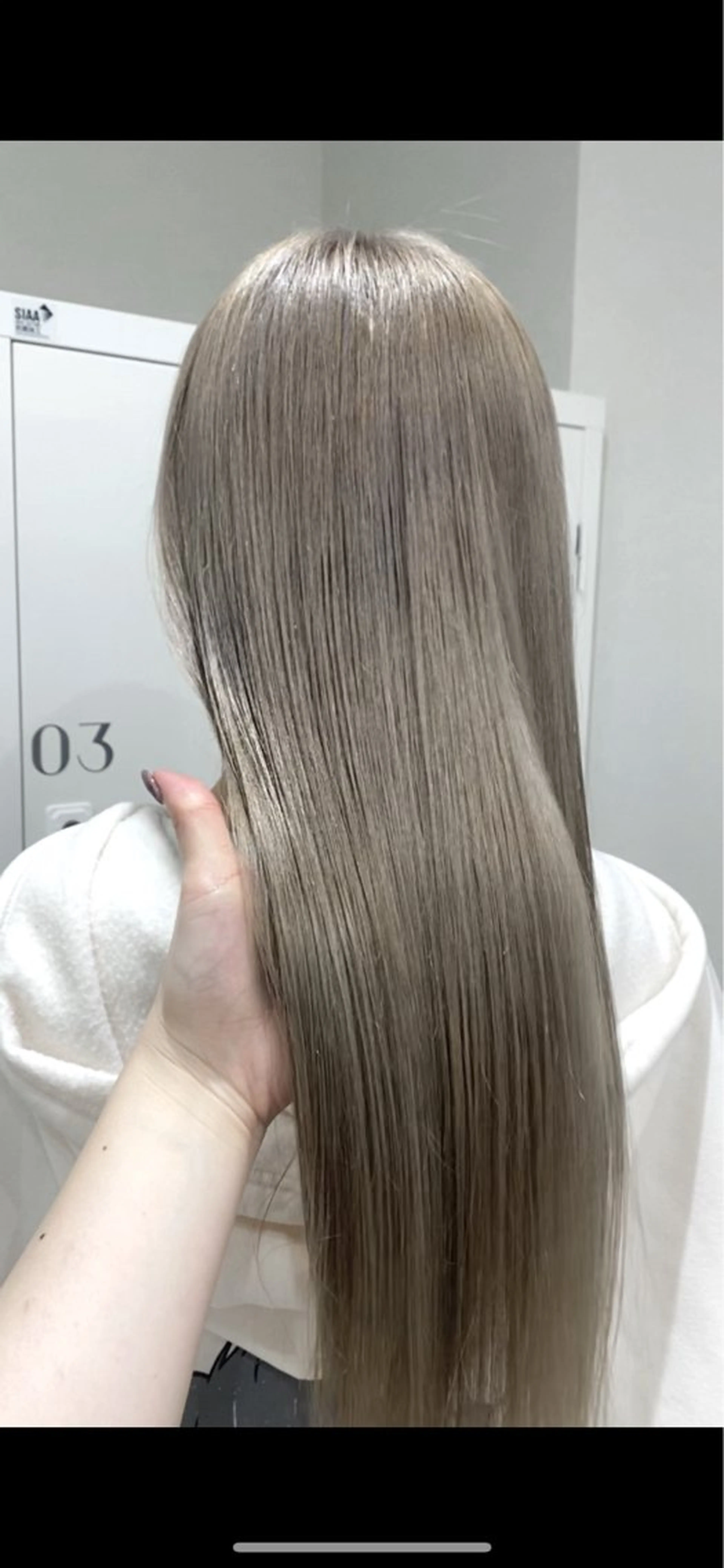 セミロング カラー ヘアアレンジ ブリーチ グレージュ ヘアカラー ボブ /ニュアンス/ satomi🧸💖のヘアスタイル