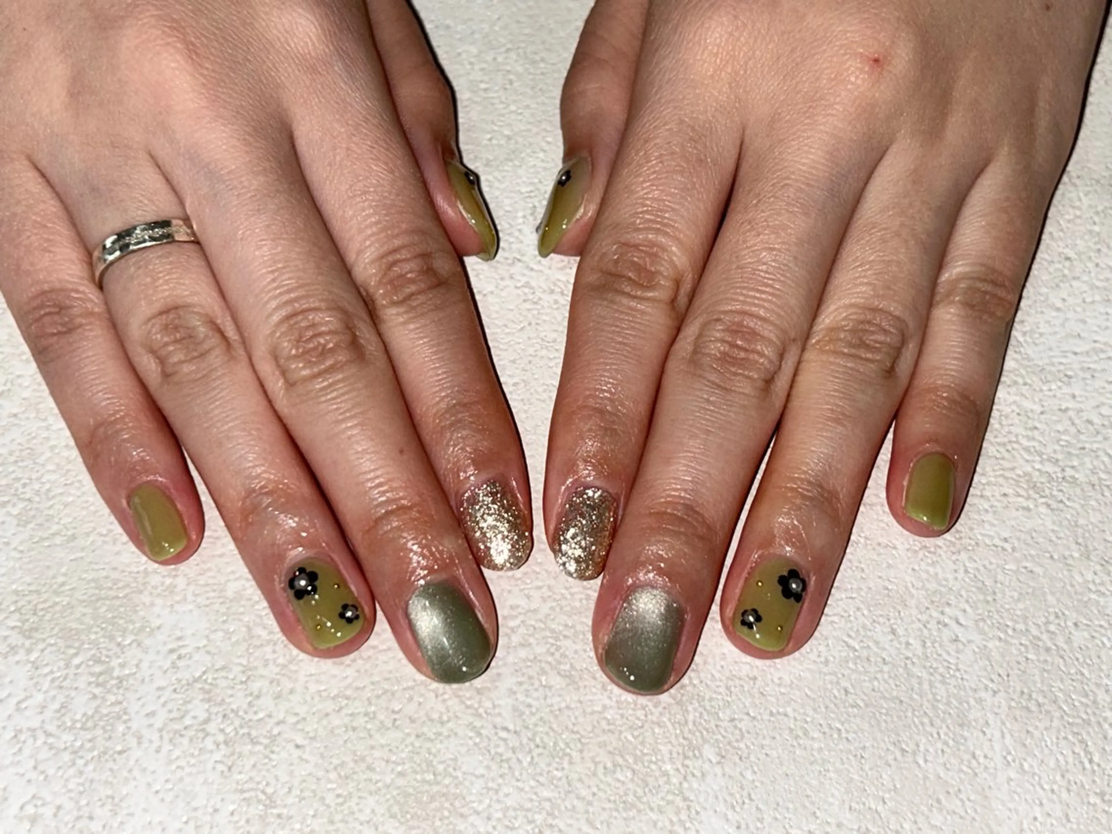 ネイル オーロラネイル 桜ネイル フラワーネイル フットネイル フレンチネイル ハンドネイル kikinail 溝の口のネイルデザイン