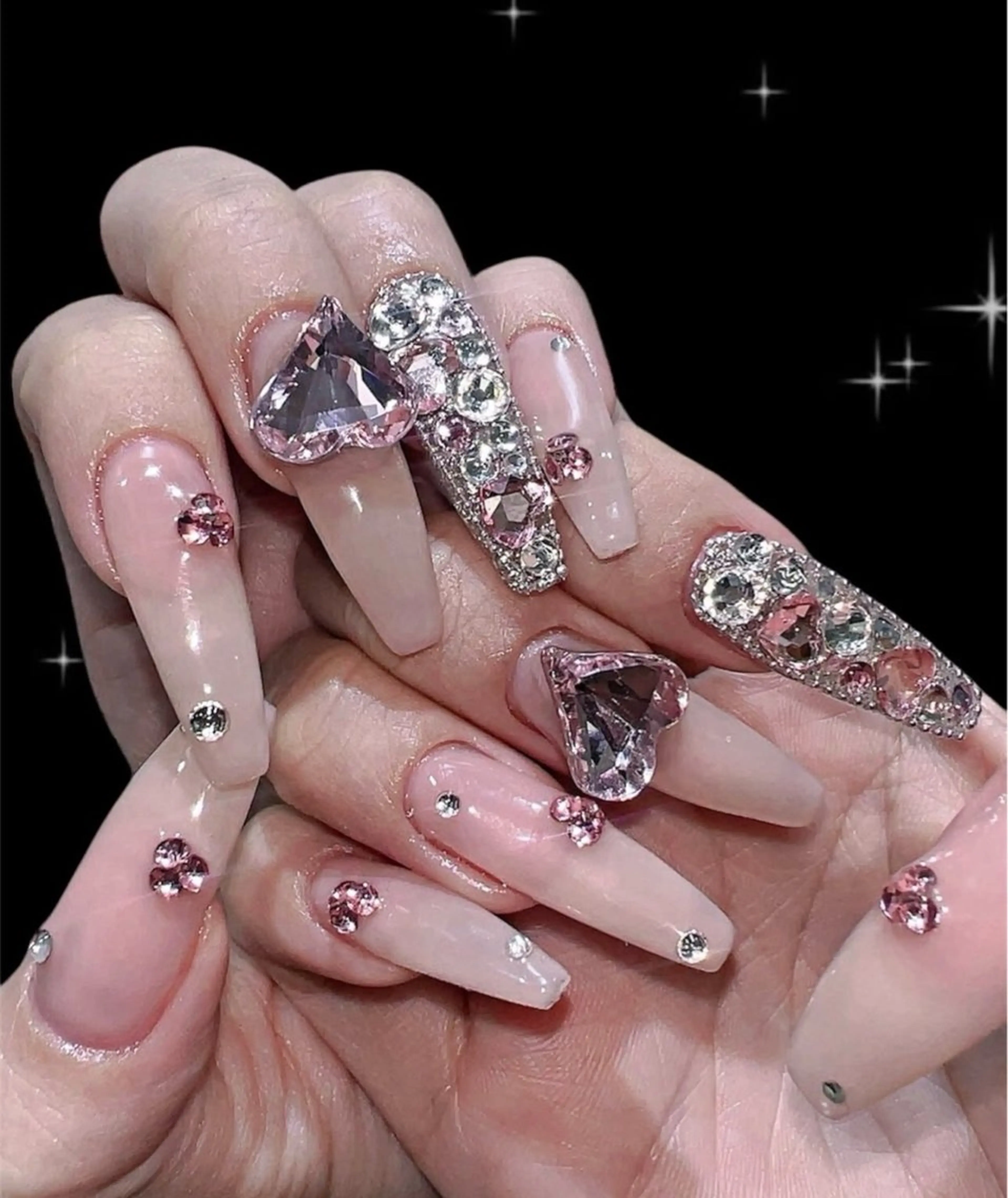 ネイル グラデーション キラキラネイル ワンカラーネイル 冬ネイル Jenn Nail Salonのネイルデザイン