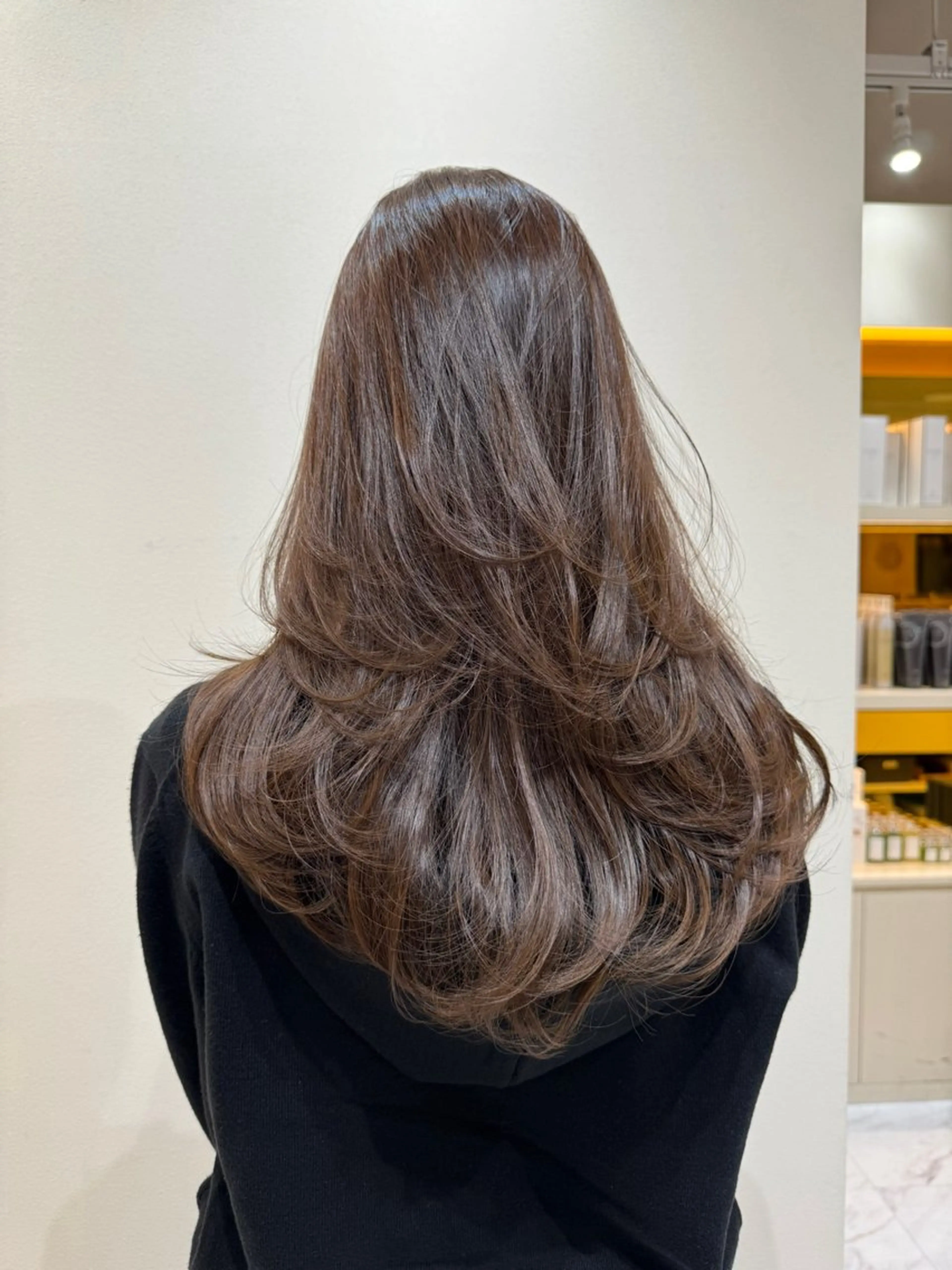 セミロング カラー ヘアアレンジ レイヤーカット カット ヘアカラー トリートメント ヘアセット 髪質改善特化 🫧松野力也のヘアスタイル