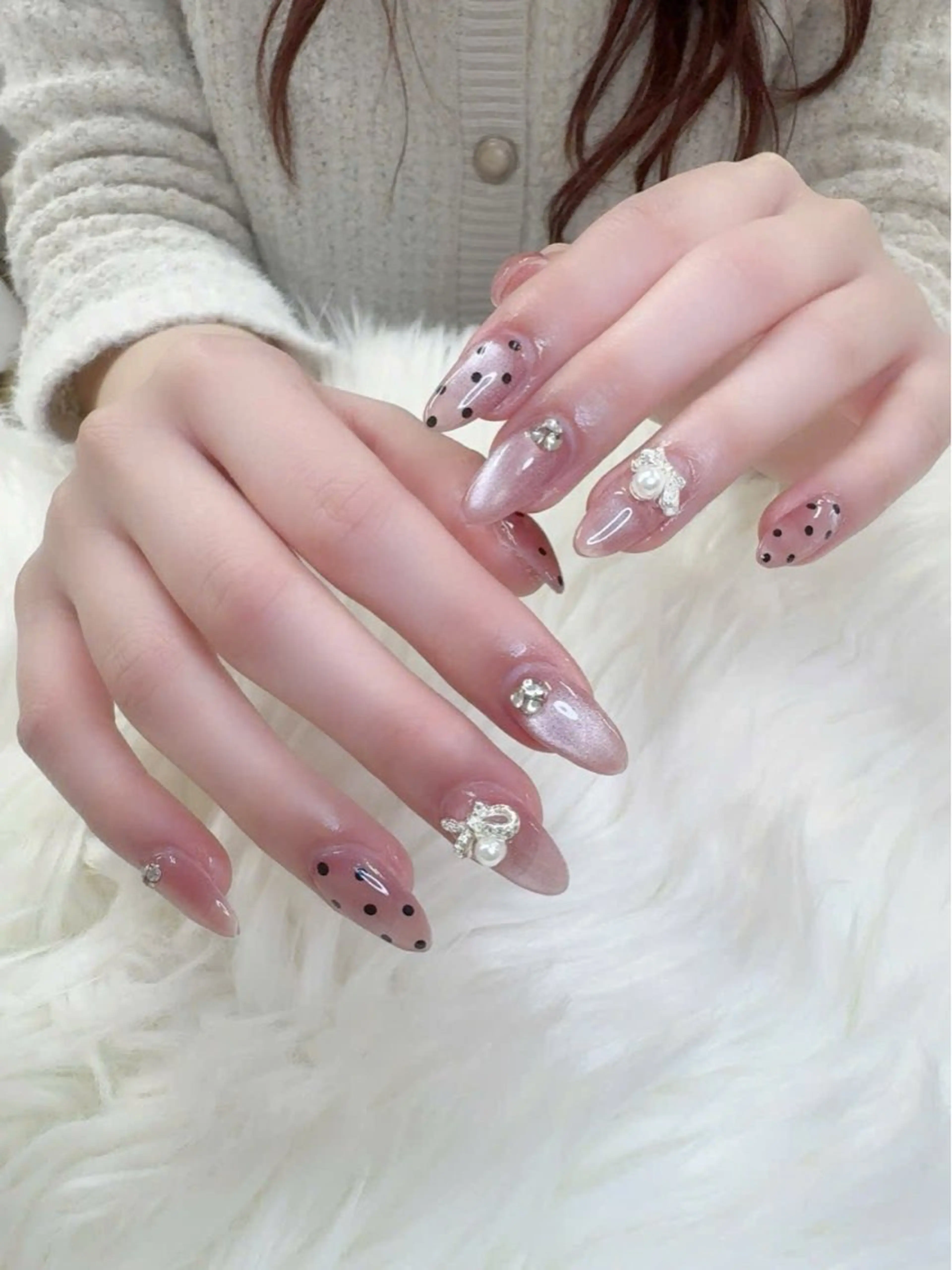 ネイル 桜ネイル フレンチネイル グラデーション 韓国ネイル マグネットネイル ハンドネイル ハンドケア Hara Nail 【持ち込みOK】のネイルデザイン