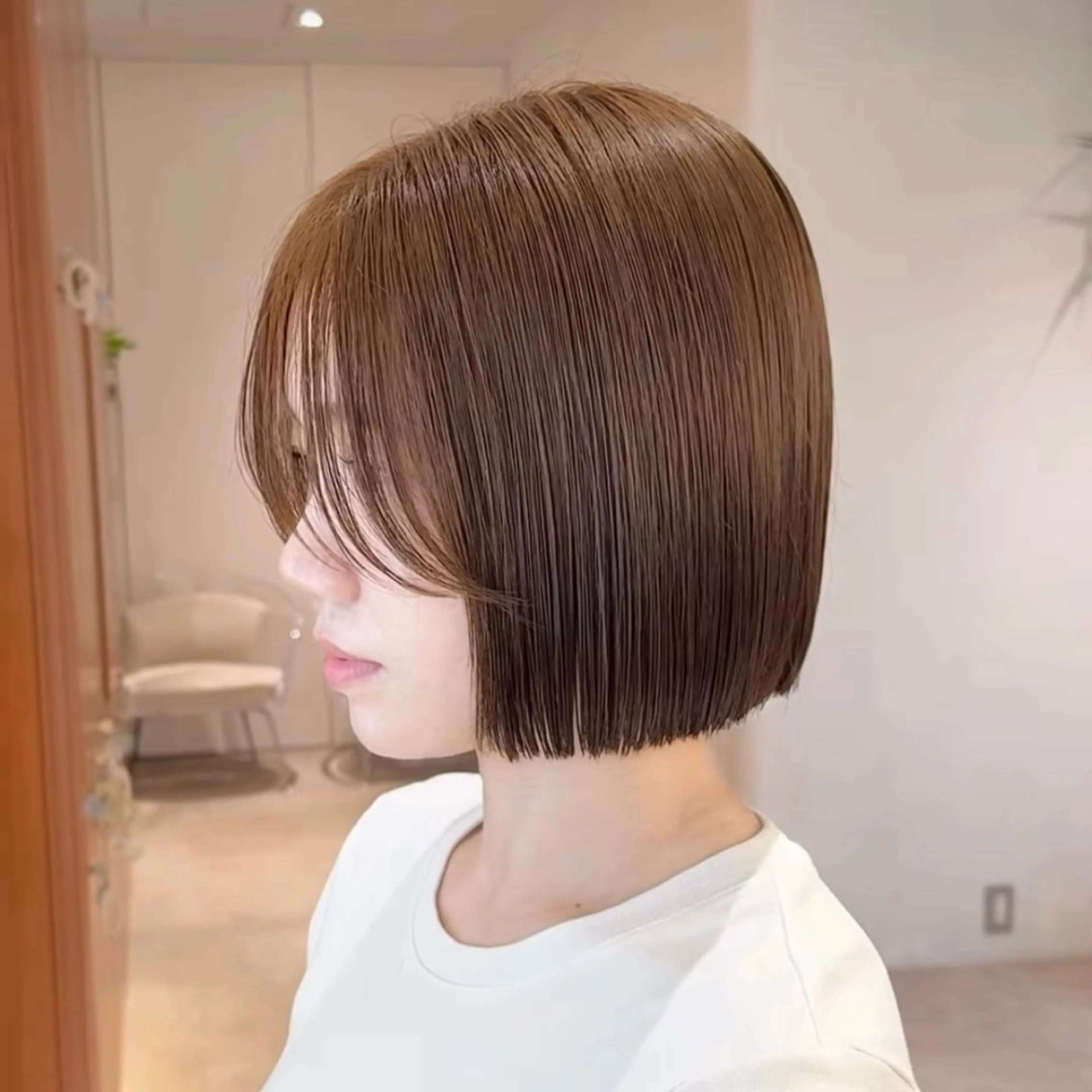 ショート カラー パーマ 切りっぱなしボブ ショートボブ ボブレイヤー 透明感カラー ボブ カット ヘアカラー 縮毛矯正 トリートメント 田中航平/渋谷ボブ/ レイヤーボブのヘアスタイル