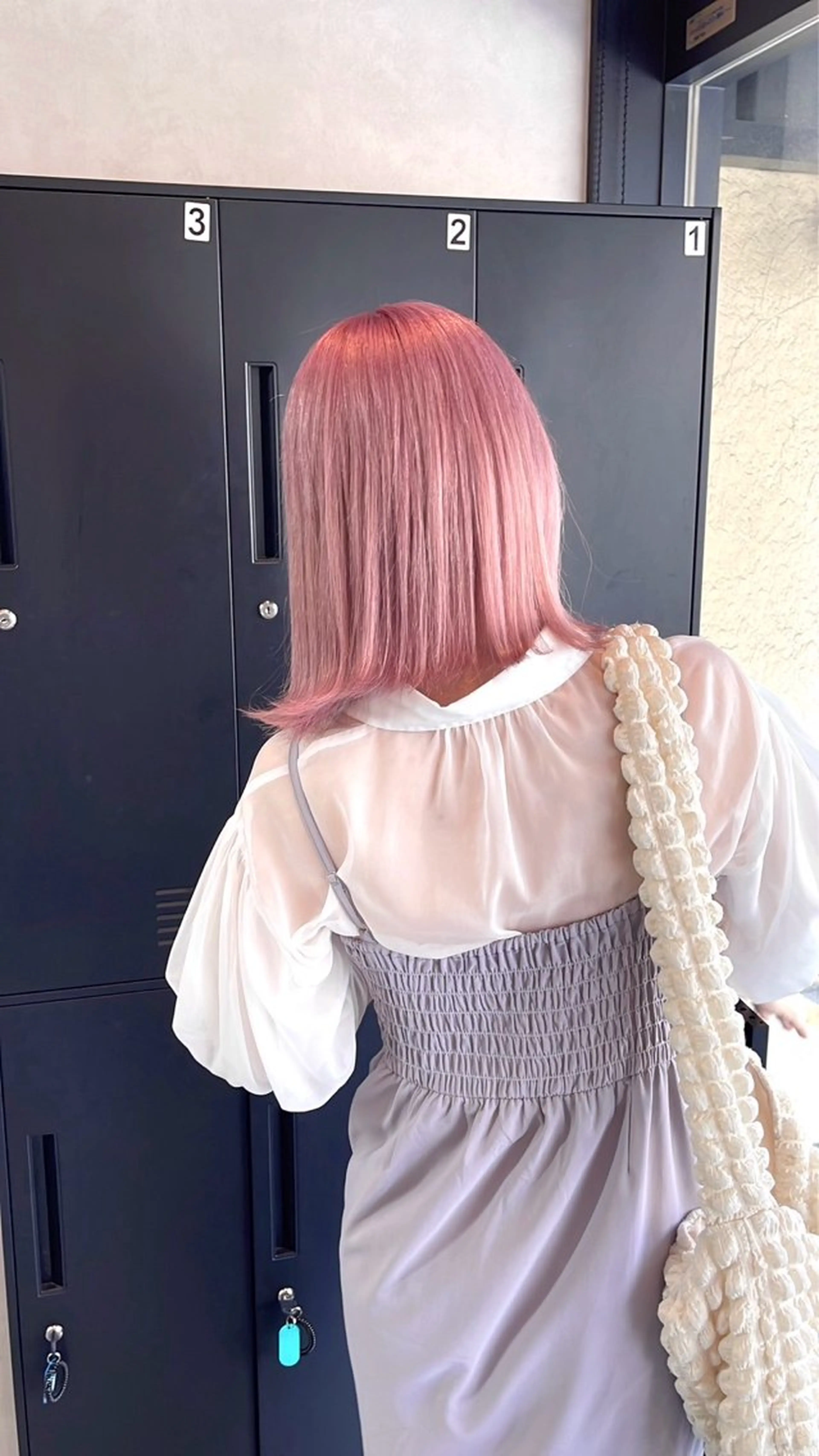 セミロング 中川 舞のヘアスタイル