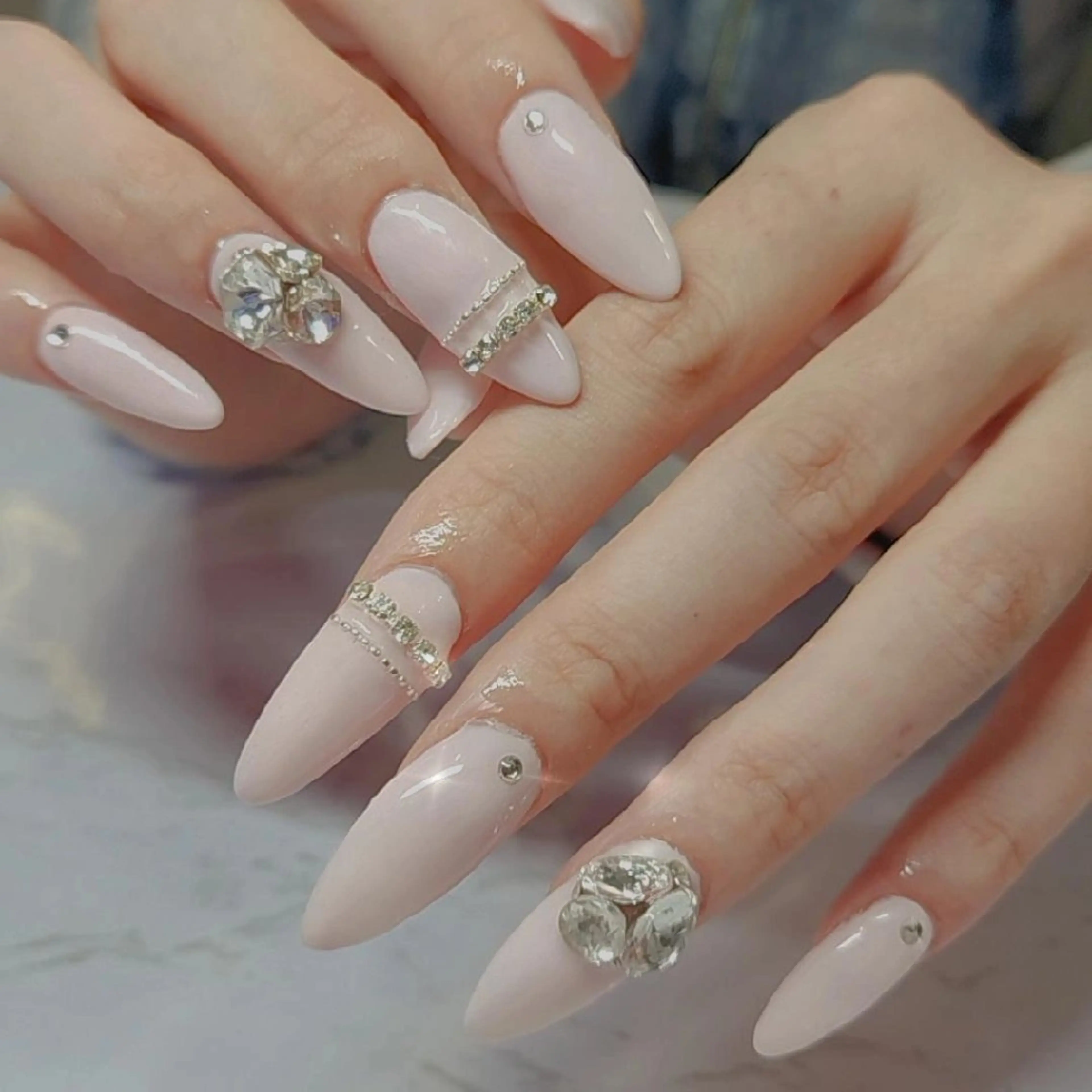 ネイル アートネイル nailsalon neonのネイルデザイン