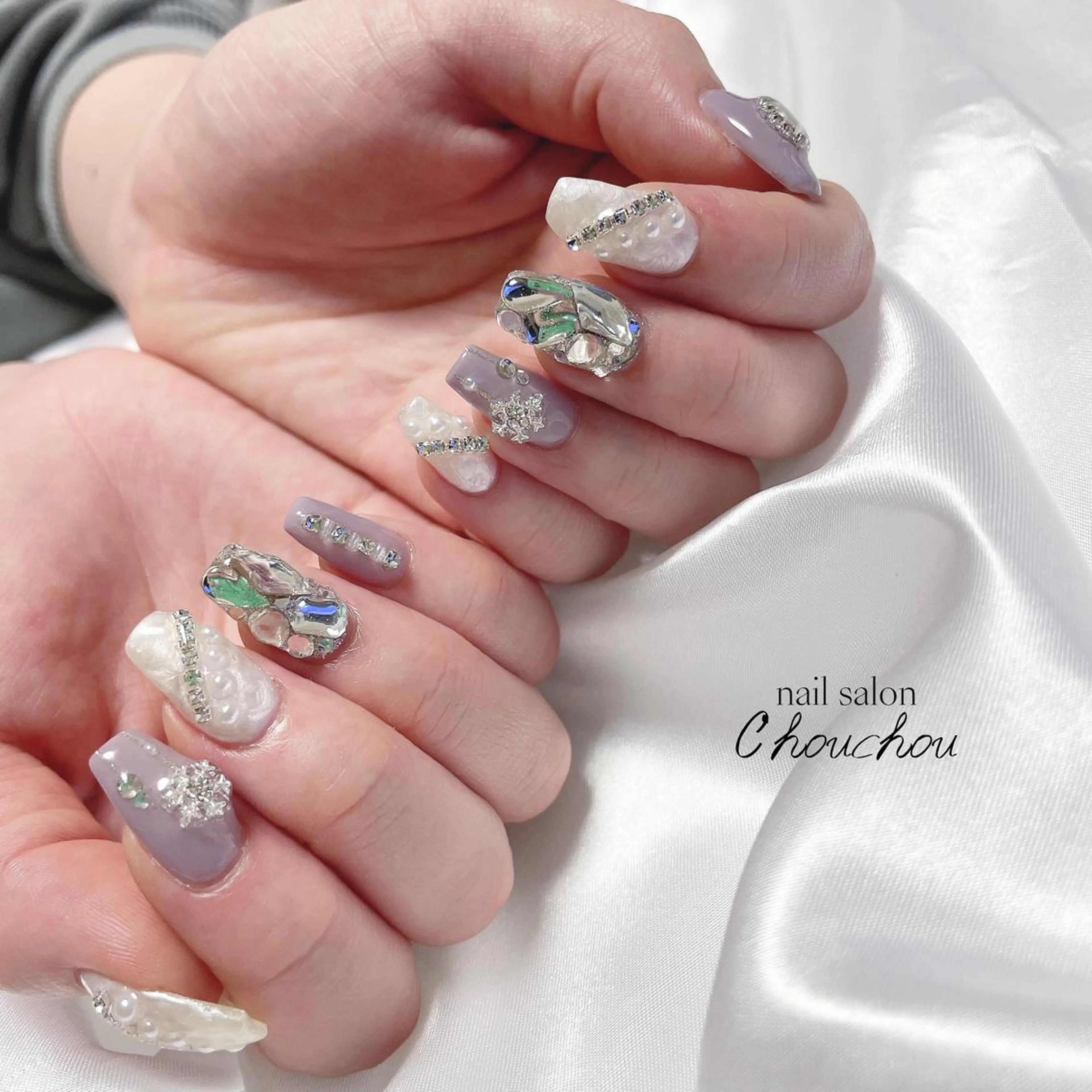 ネイル キラキラネイル C'hou chouのネイルデザイン