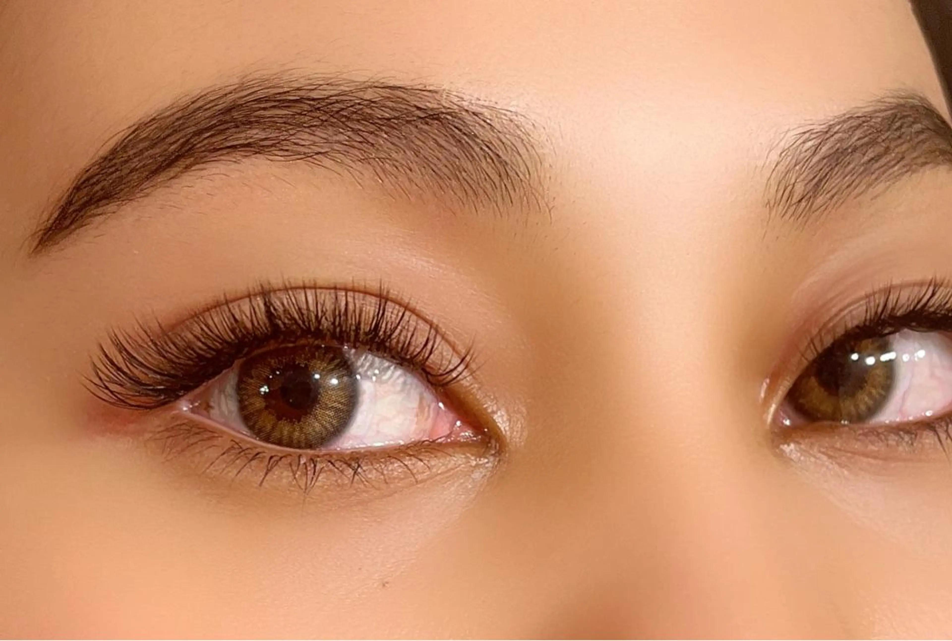 バインドロック風まつげ🙌ボリュームフラット100束+ブローラミネーションor眉毛WAX脱毛の写真