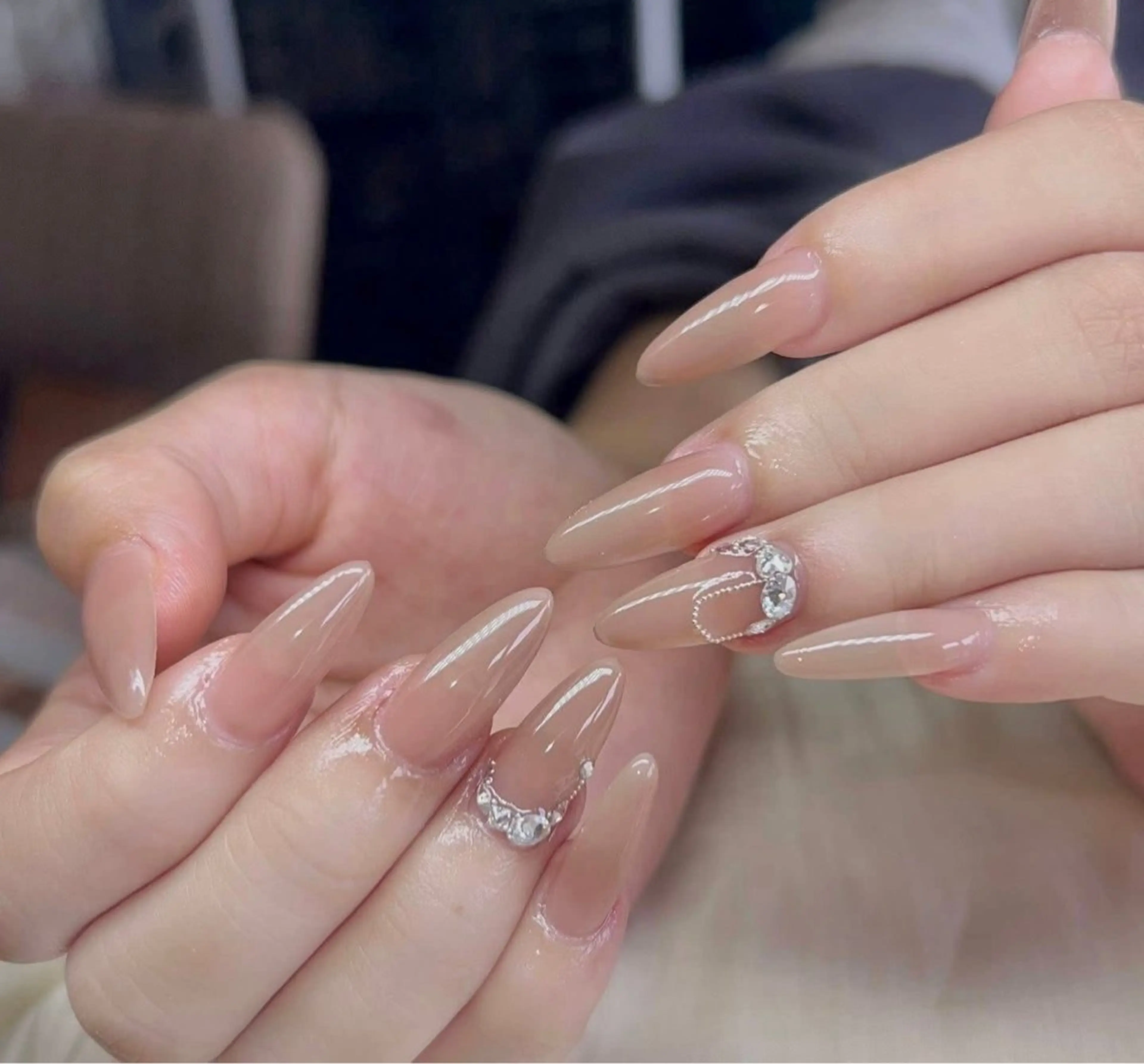 ネイル オーロラネイル ブルー チークネイル 長さ出し フットネイル ハンドネイル JIN 168 新大久保のネイルデザイン