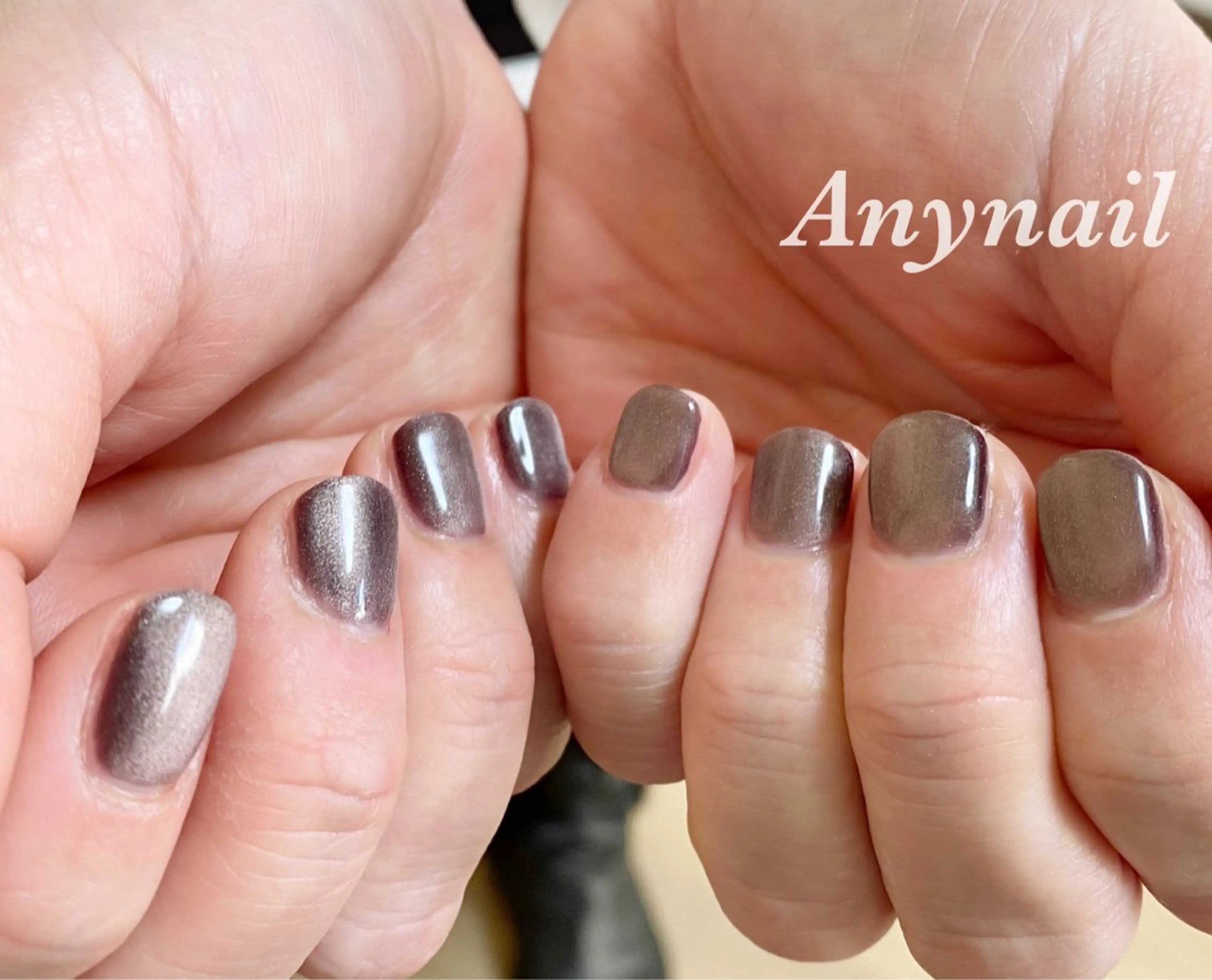 ネイル ブルー マグネットネイル ワンカラーネイル ショートネイル ハンドネイル 岩澤 恵子のネイルデザイン