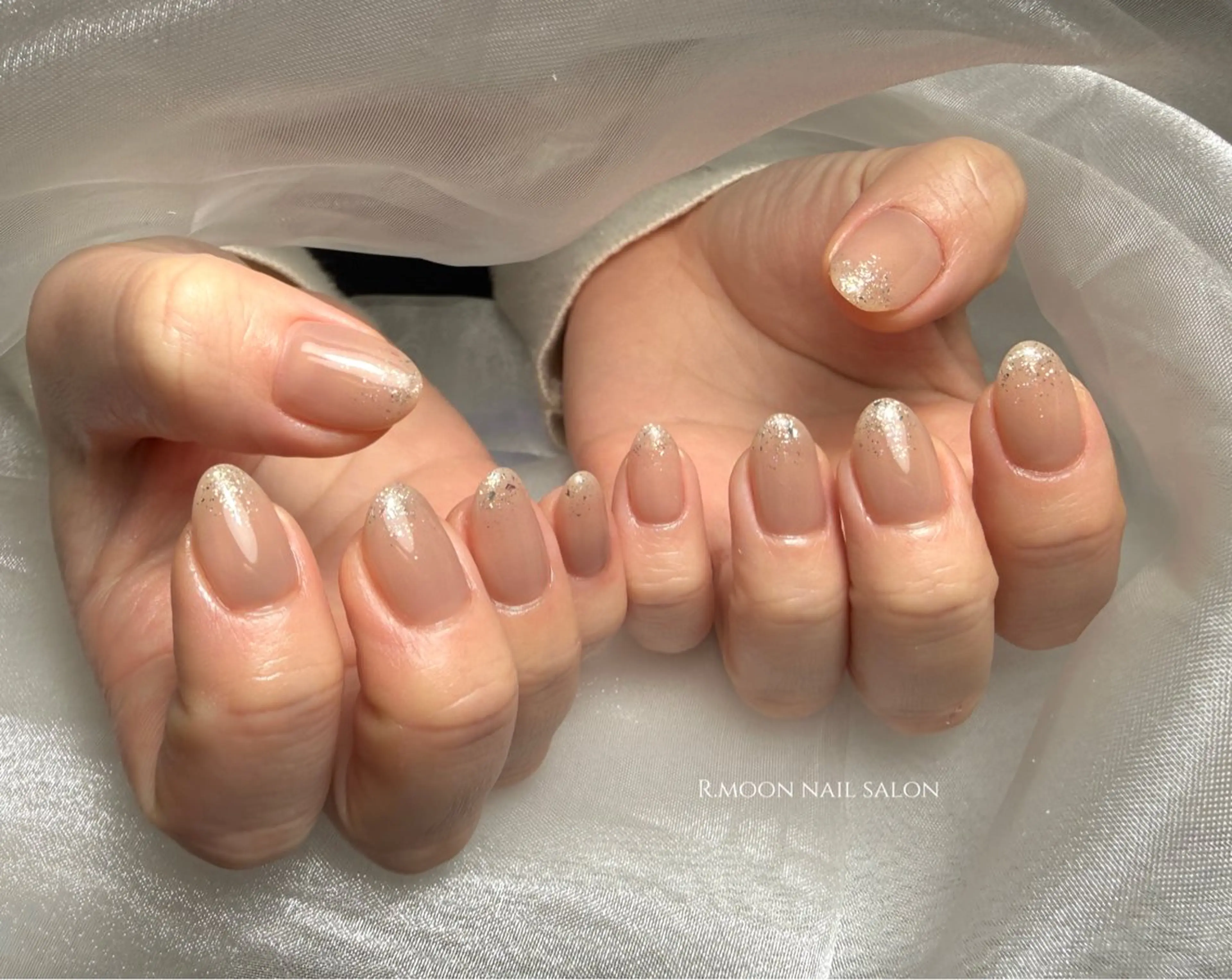 ネイル ラメ(グリッター) オフィスネイル R.moon nail salonのネイルデザイン