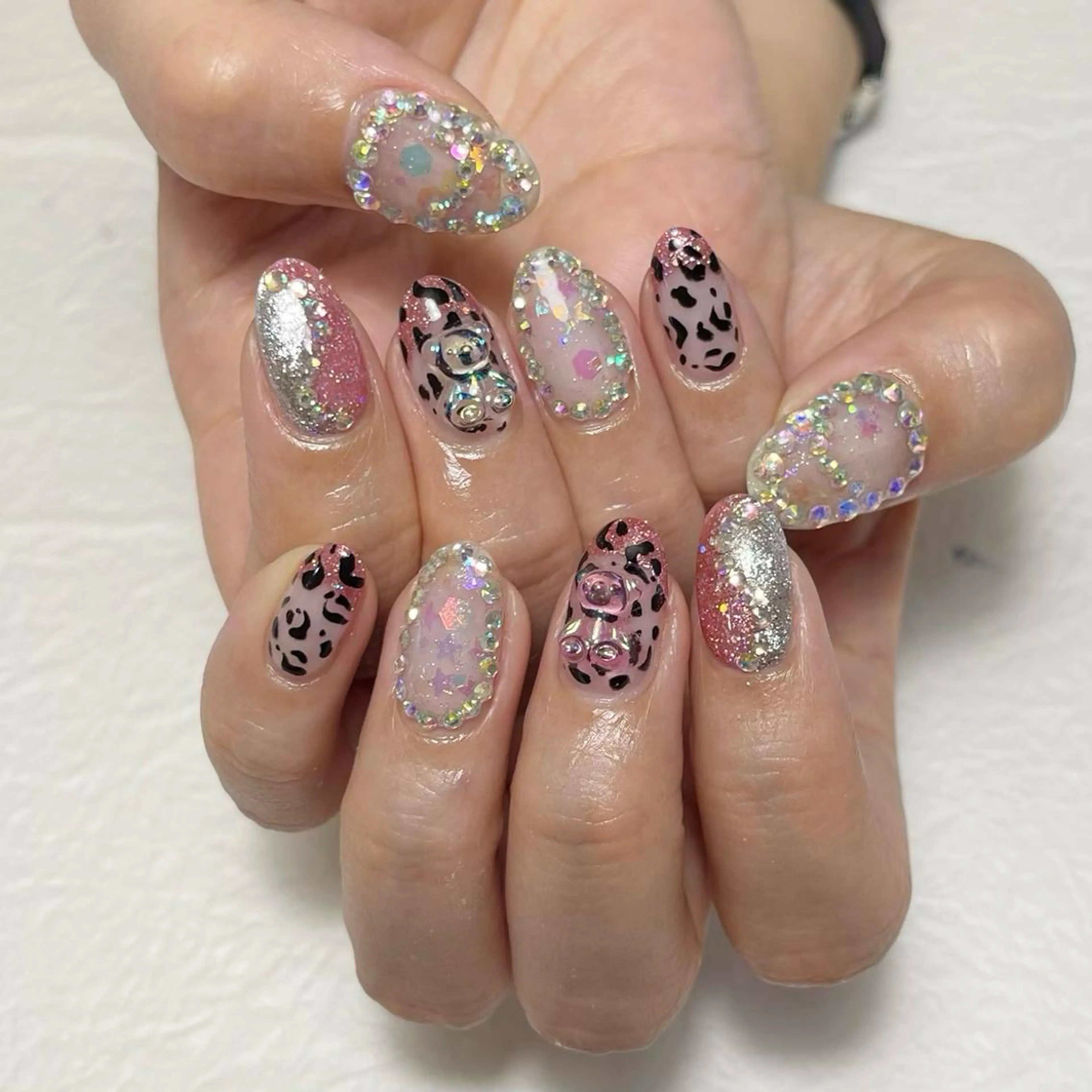 ネイル アートネイル フットネイル ジェルネイル キラキラネイル 韓国ネイル Y nail なんば堀江店のネイルデザイン