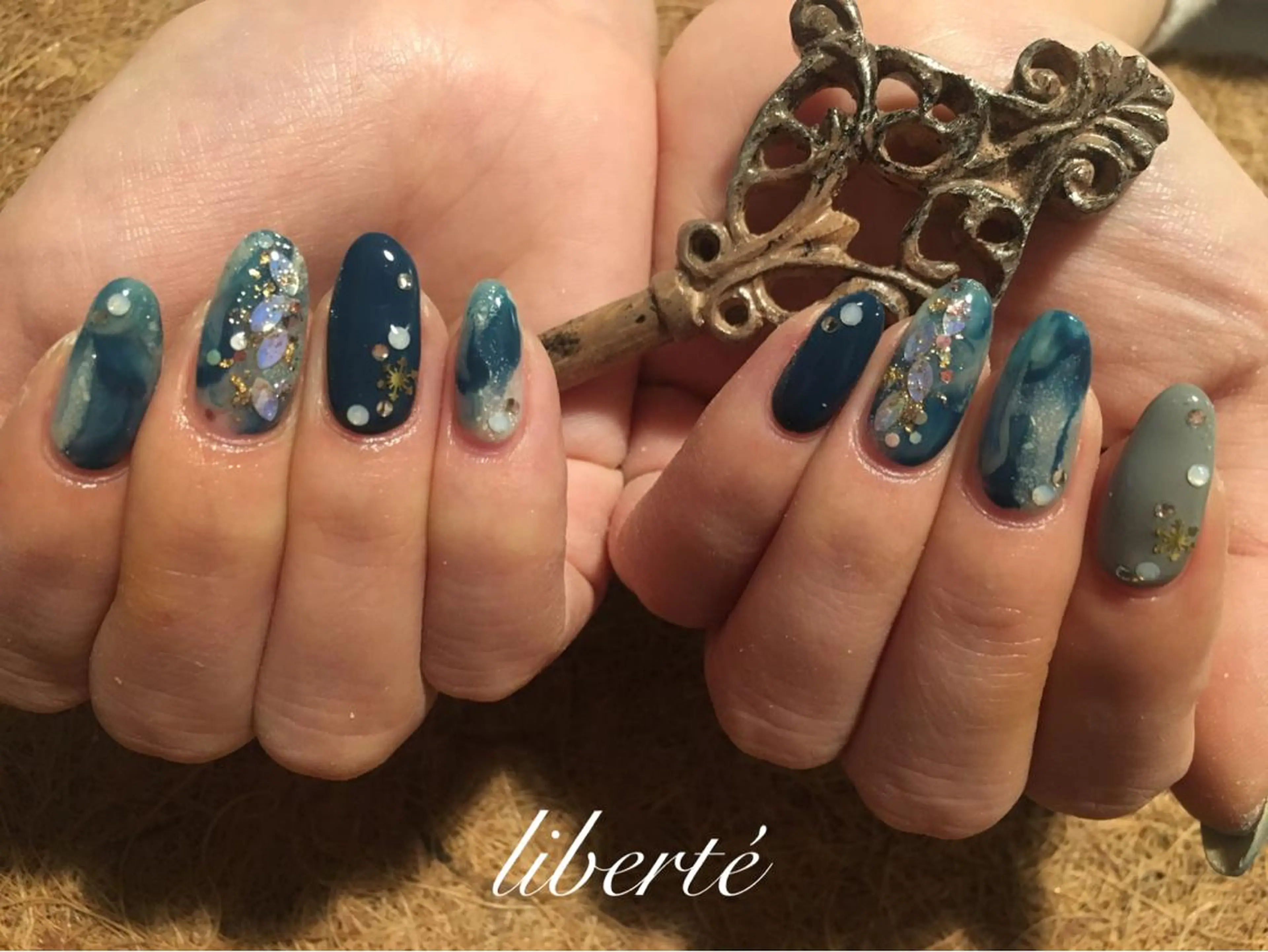 ネイル liberté (リベルテ)のネイルデザイン