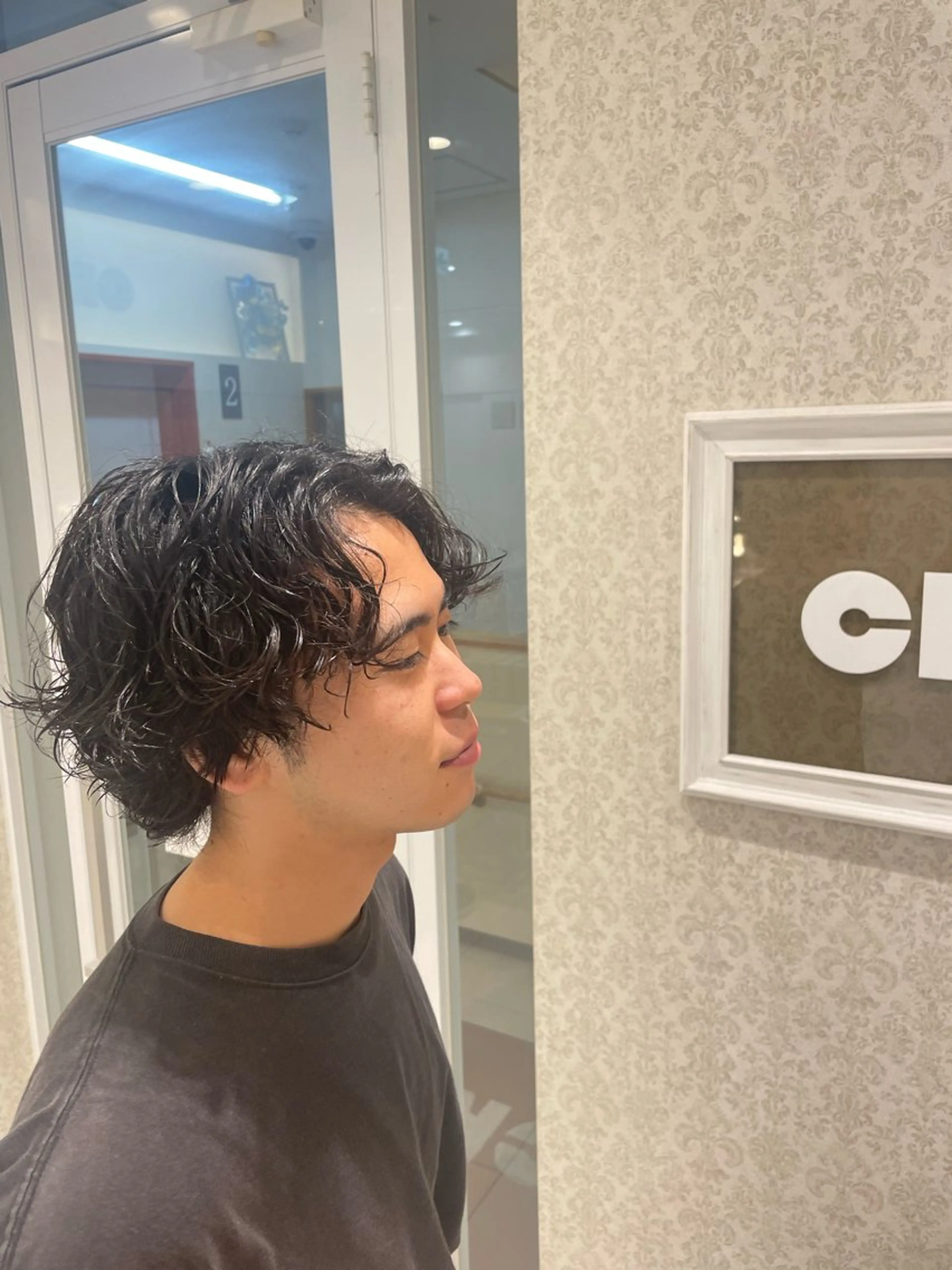 パーマ メンズ メンズパーマ 本厚木パーマ&ブリー チ特化メンズショートのヘアスタイル