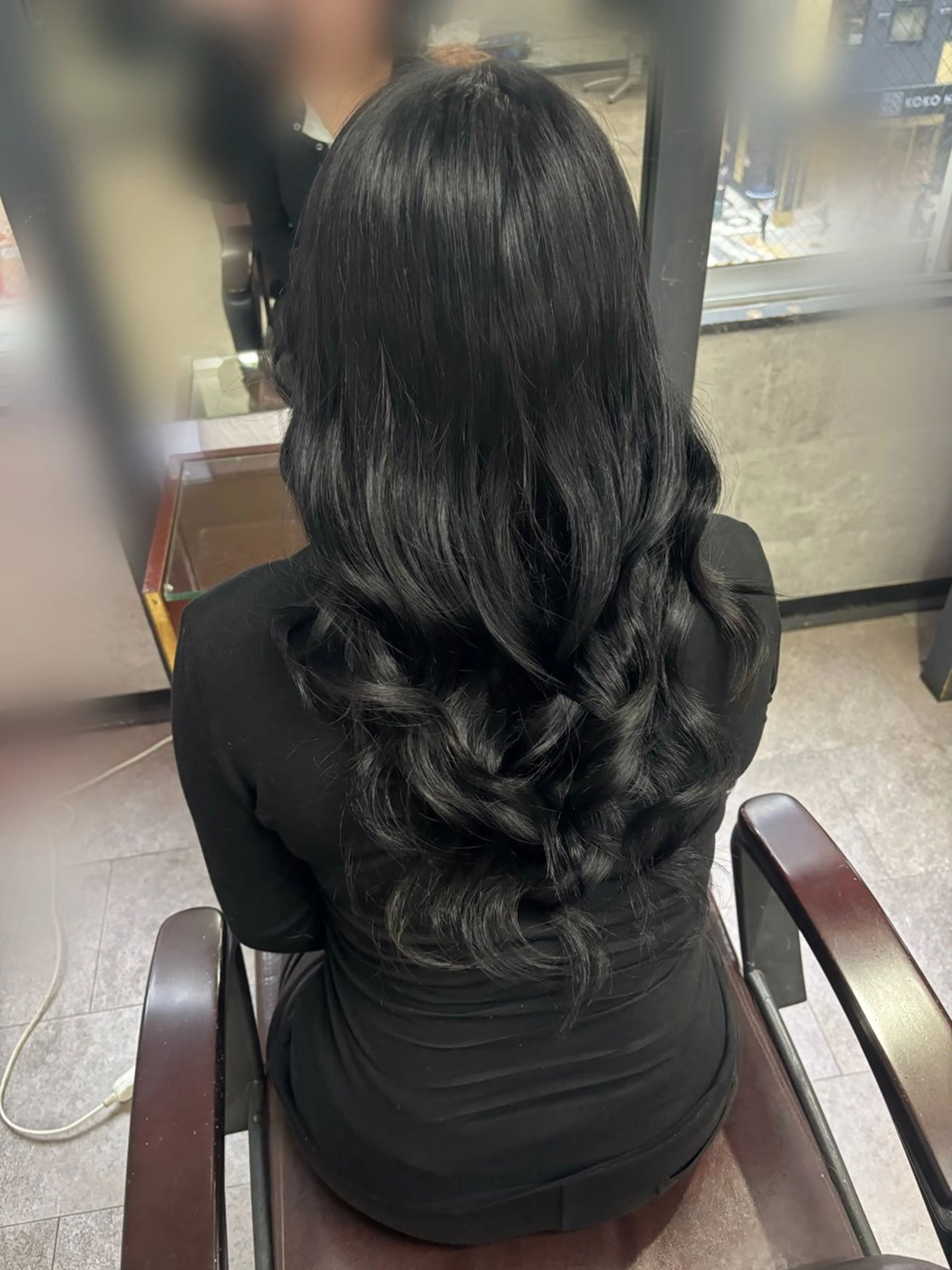 ロング カラー 黒髪 ブルーカラー ブルーブラック ヘアカラー OZ 梅田店／ ユウリのヘアスタイル