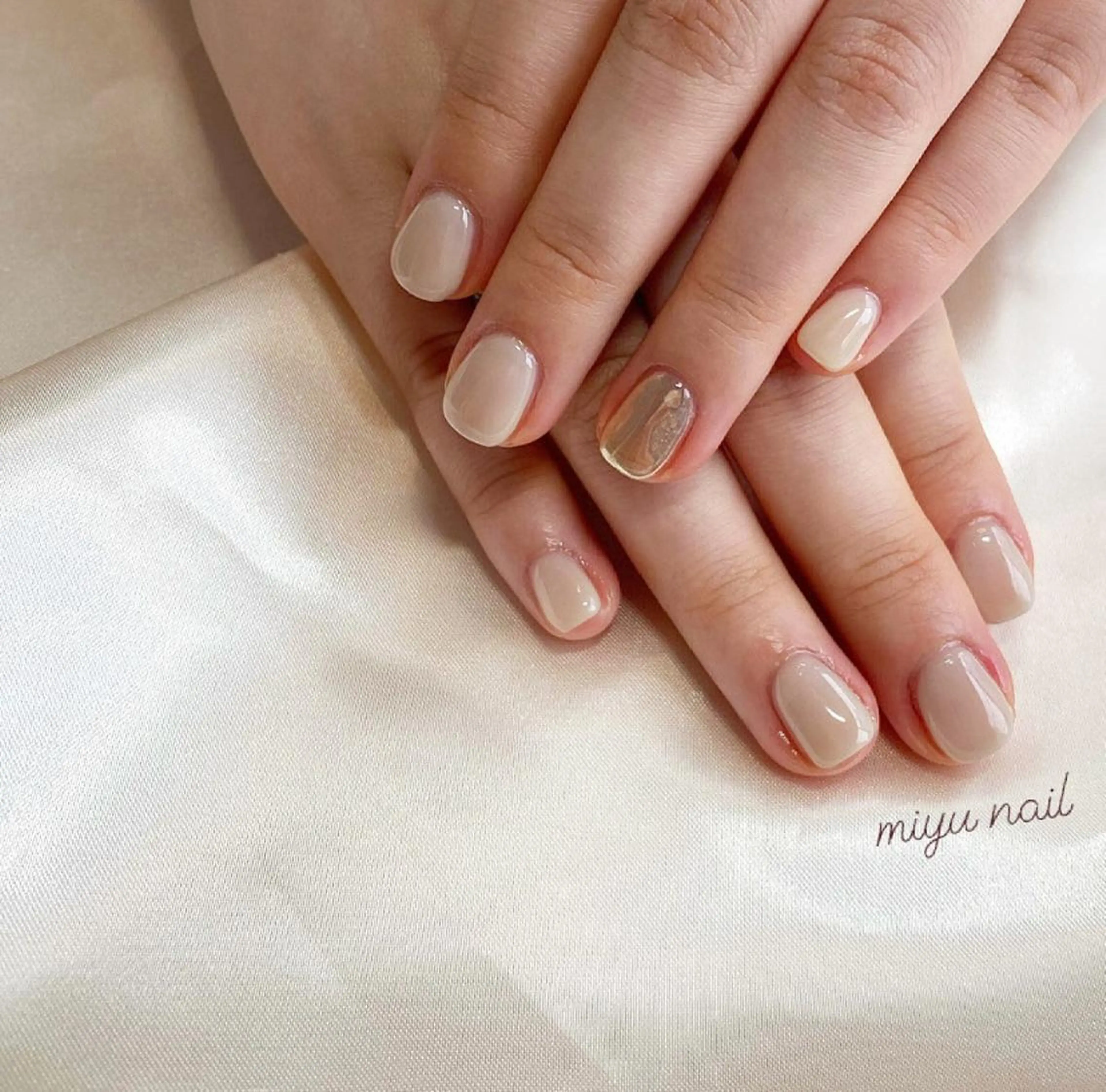 ネイル ミラーネイル oreo salon miyu 池袋のネイルデザイン