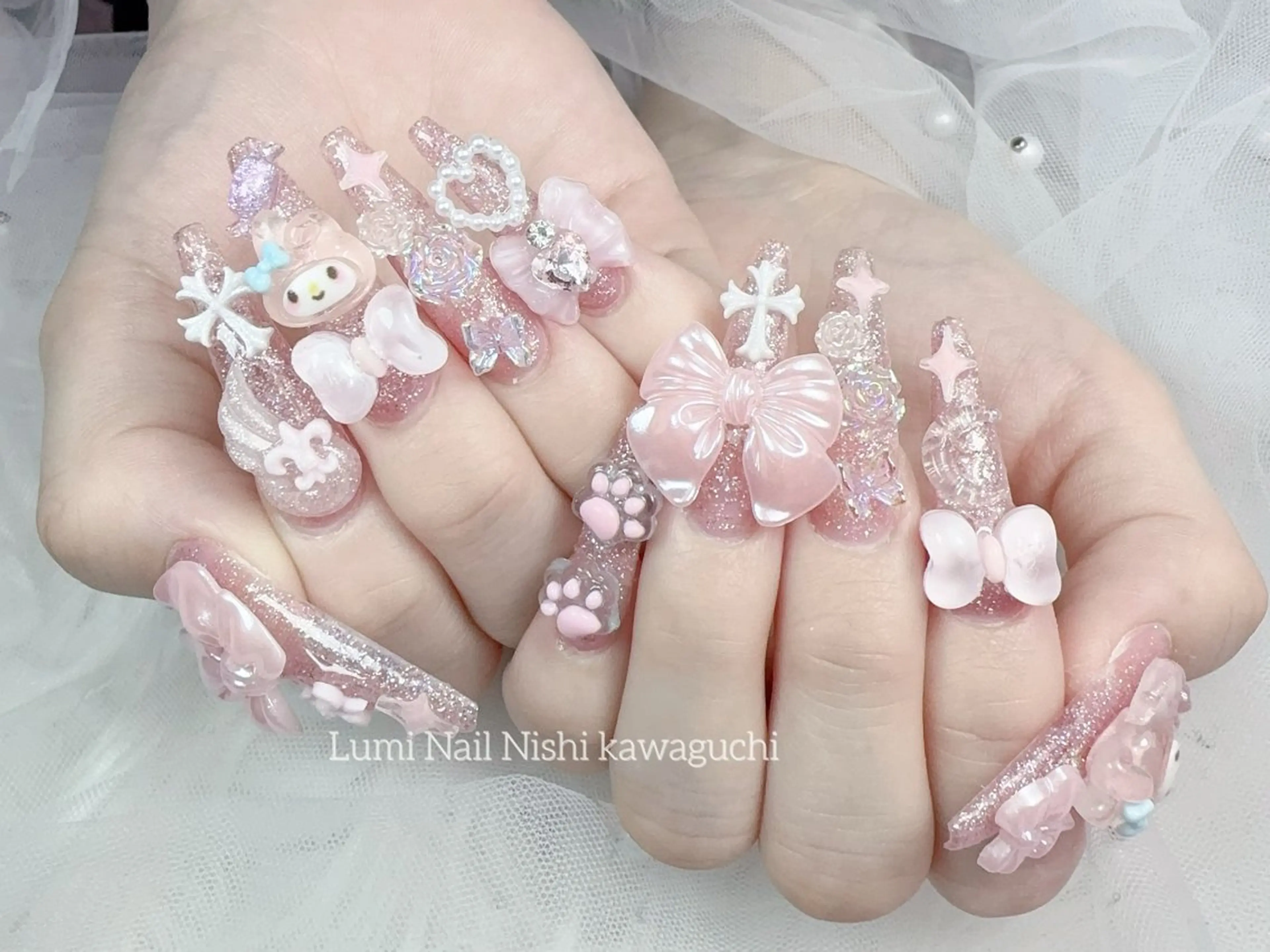 ネイル フットネイル ジェルネイル キラキラネイル オフィスネイル ピンク Lumi Nail Salonのネイルデザイン