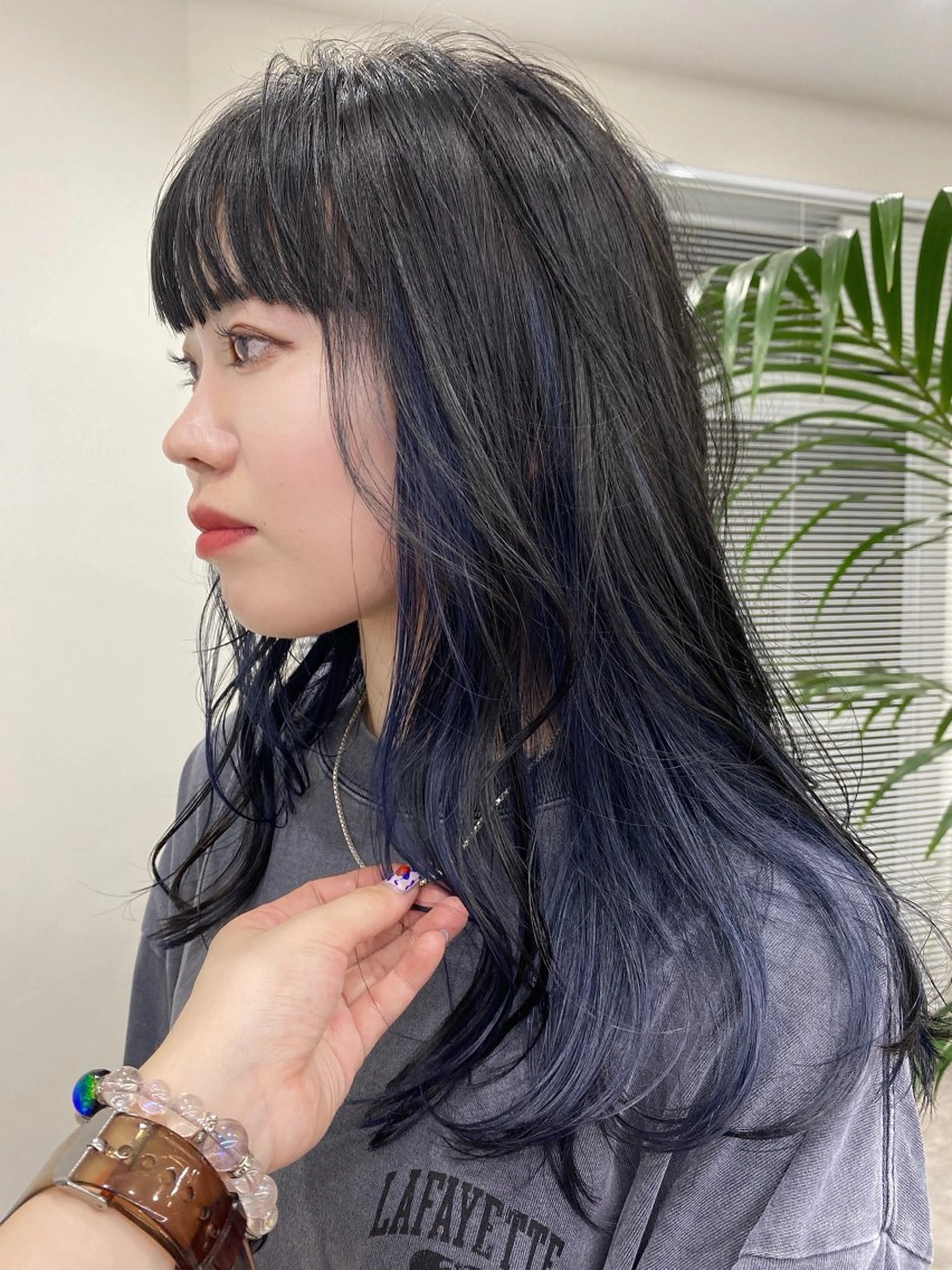カラー ブルーカラー インナーカラー 中尾 未来のヘアスタイル