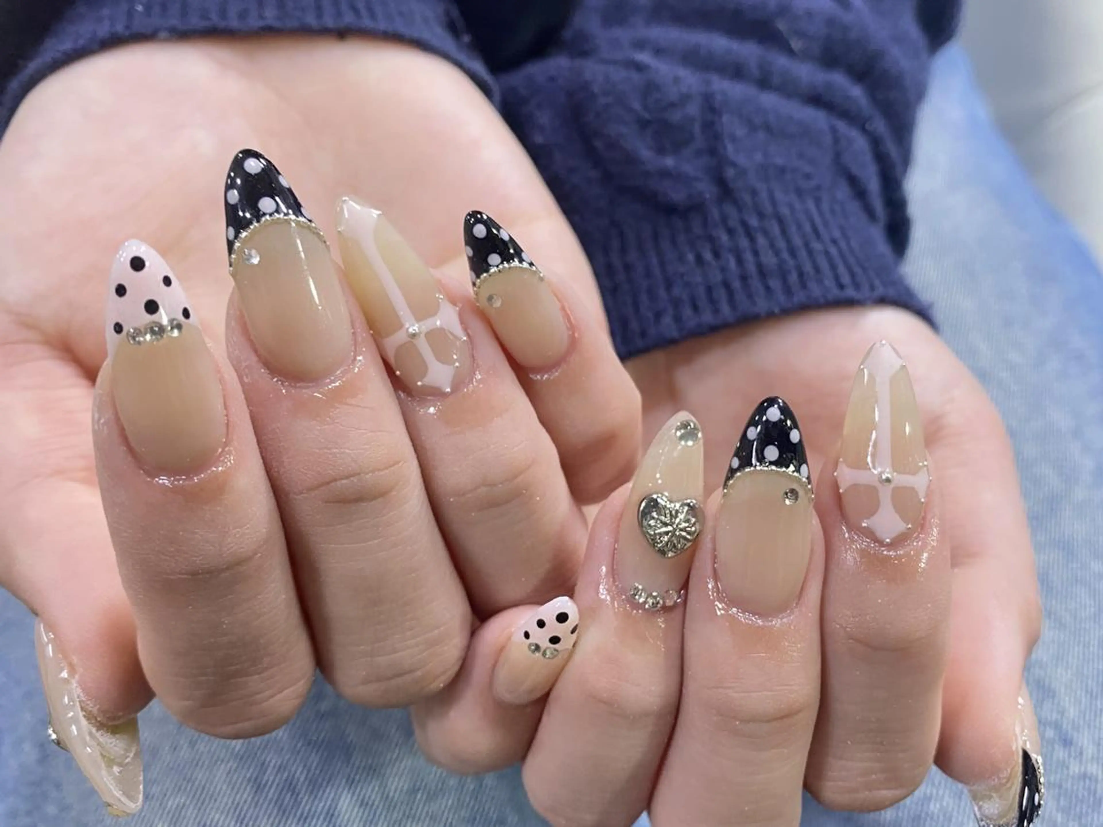 ネイル スカルプネイル バレンタイン ハンドネイル Niki ニキのネイルデザイン