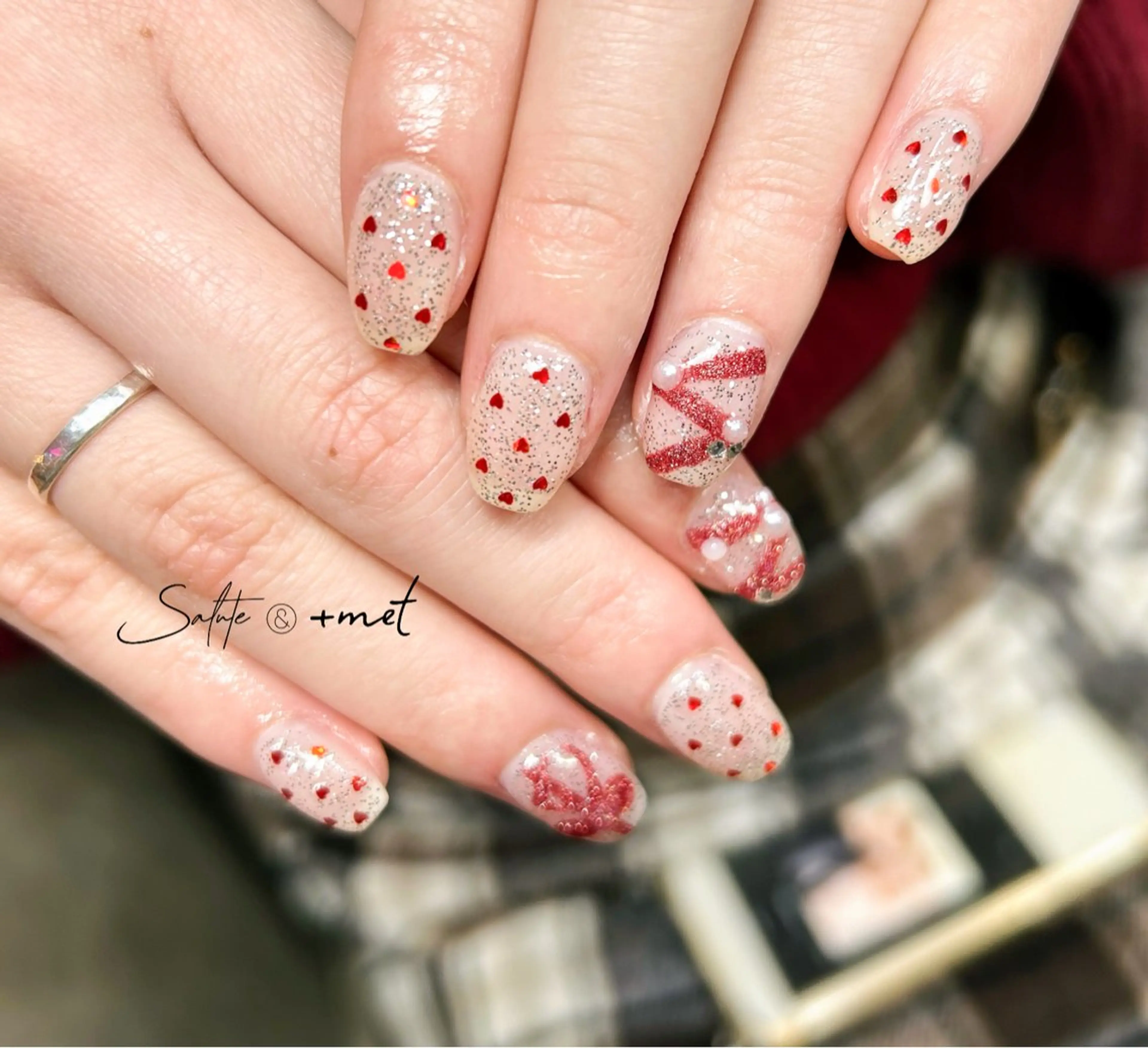 ネイル アートネイル ジェルネイル ハート ラメ(グリッター) 赤色 ハンドネイル 渋谷 怜奈のネイルデザイン