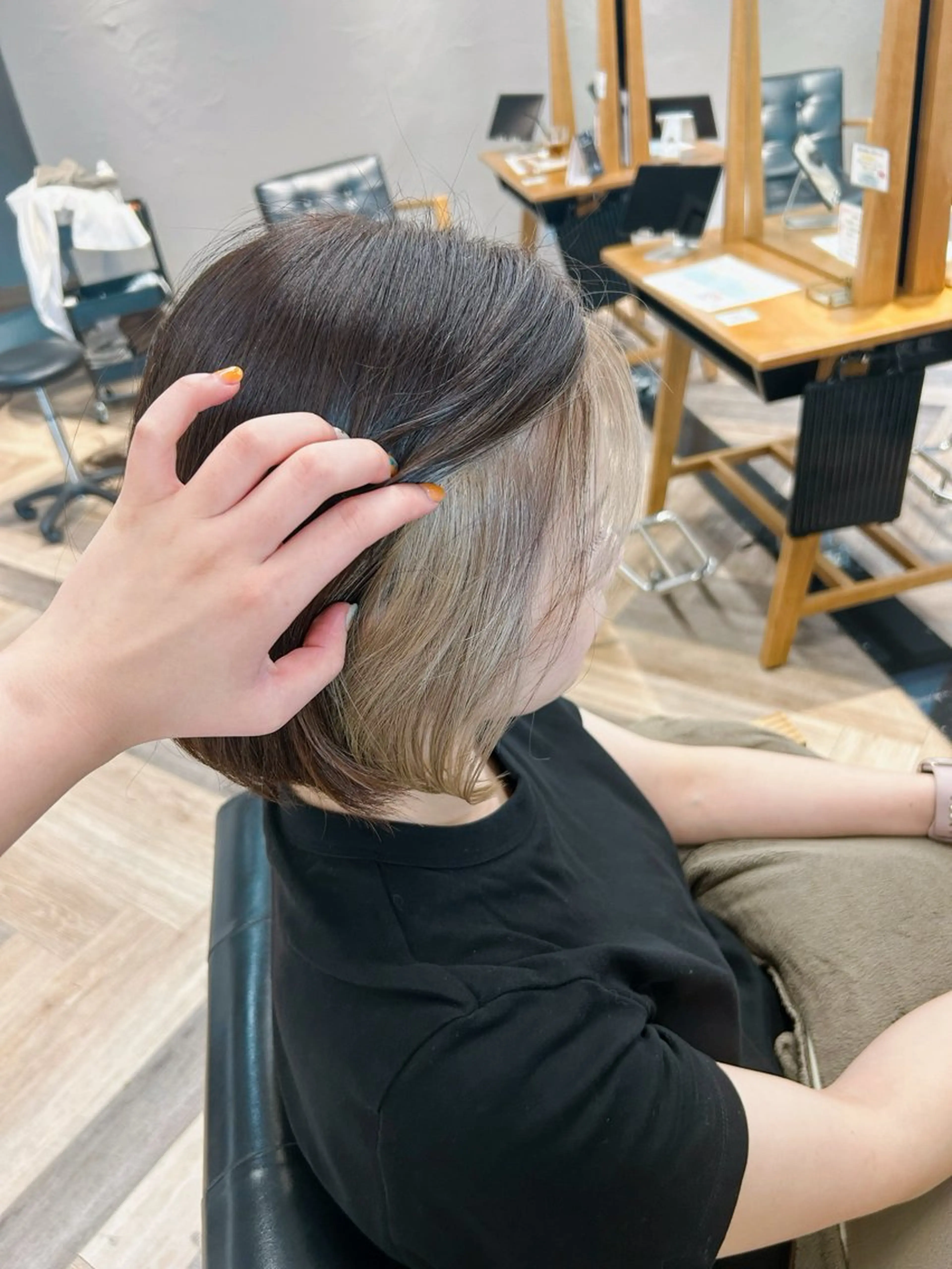 カラー 🎠🤍minami ブリーチ🤍🎠のヘアスタイル