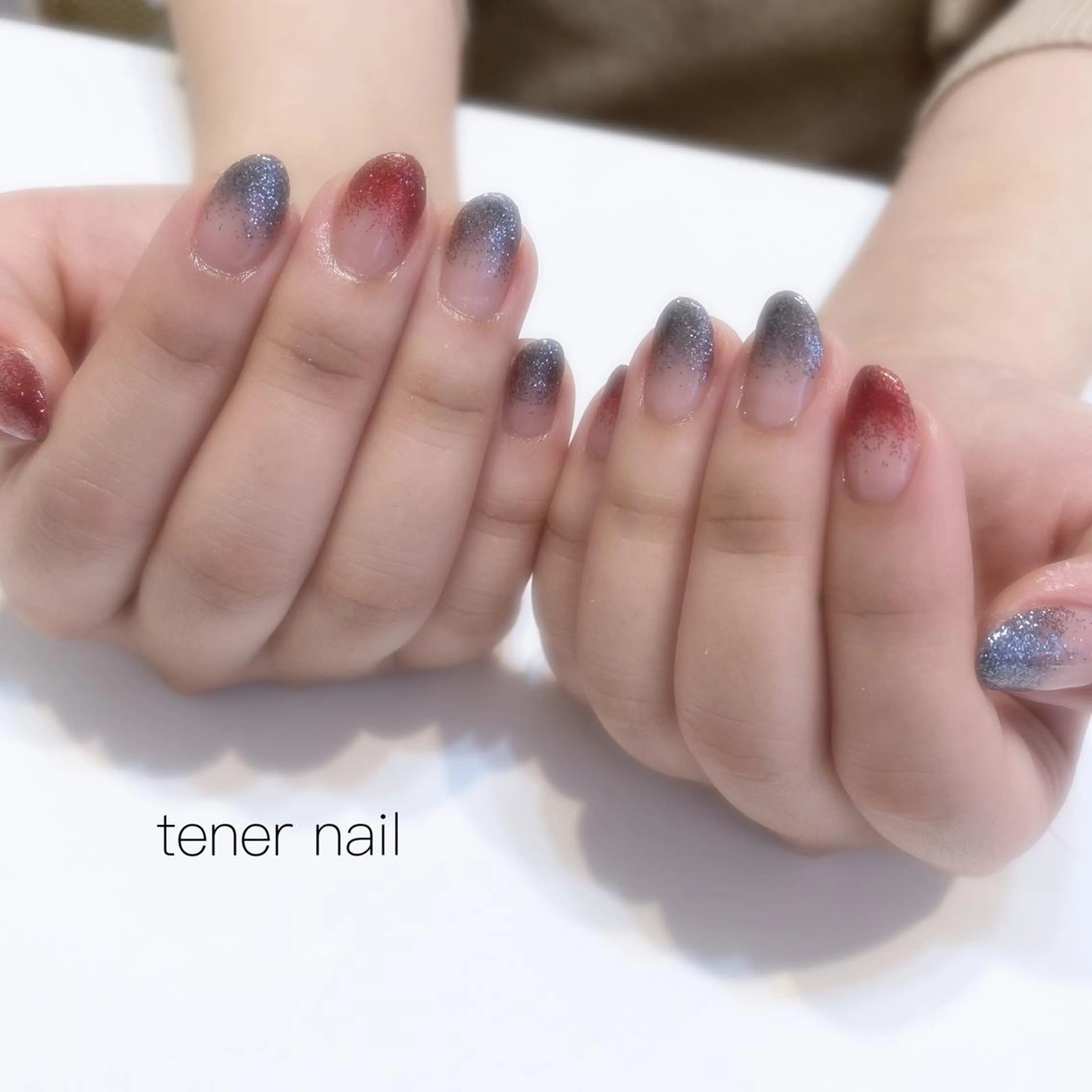 ネイル グラデーション ラメ(グリッター) ラメグラデーション スクエアネイル テネルネイル tener nailのネイルデザイン