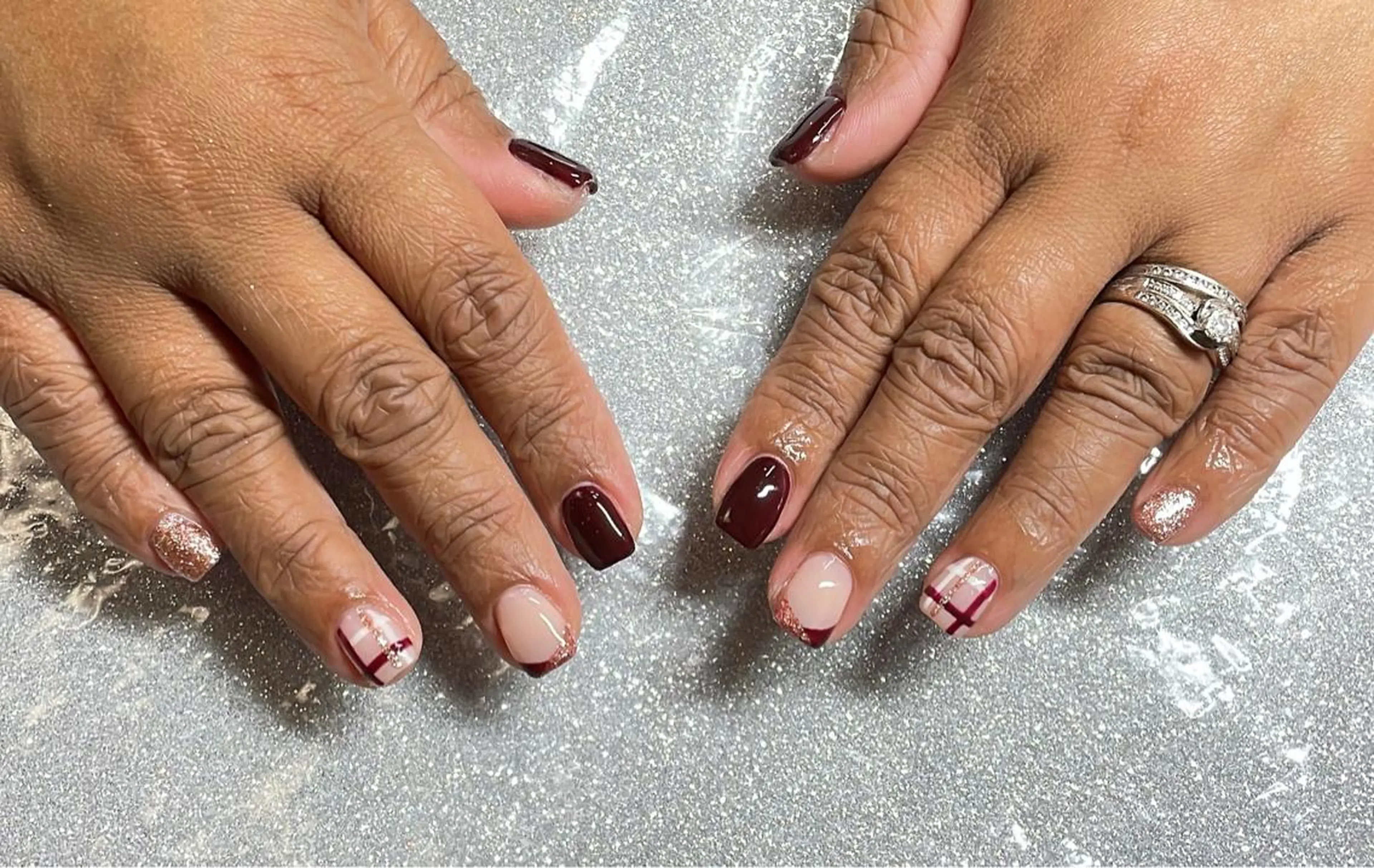 ネイル ハンドネイル VIERU 🌈🎀💖のネイルデザイン