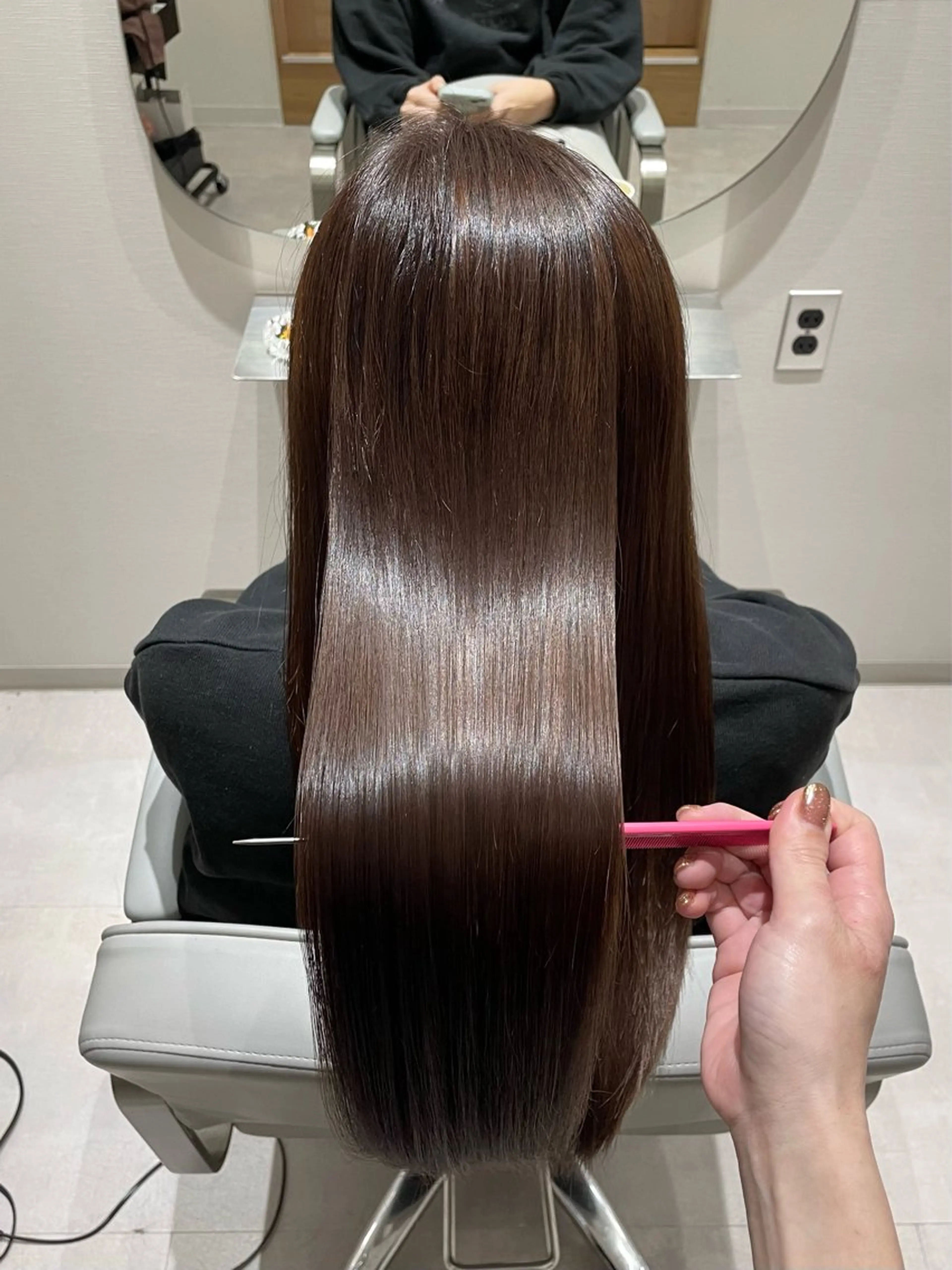 ロング カラー ブラウンカラー チョコレートブラウン ピンクカラー カット ヘアカラー トリートメント 髪質改善✨Zina浦 安/個室🌈YUKIのヘアスタイル