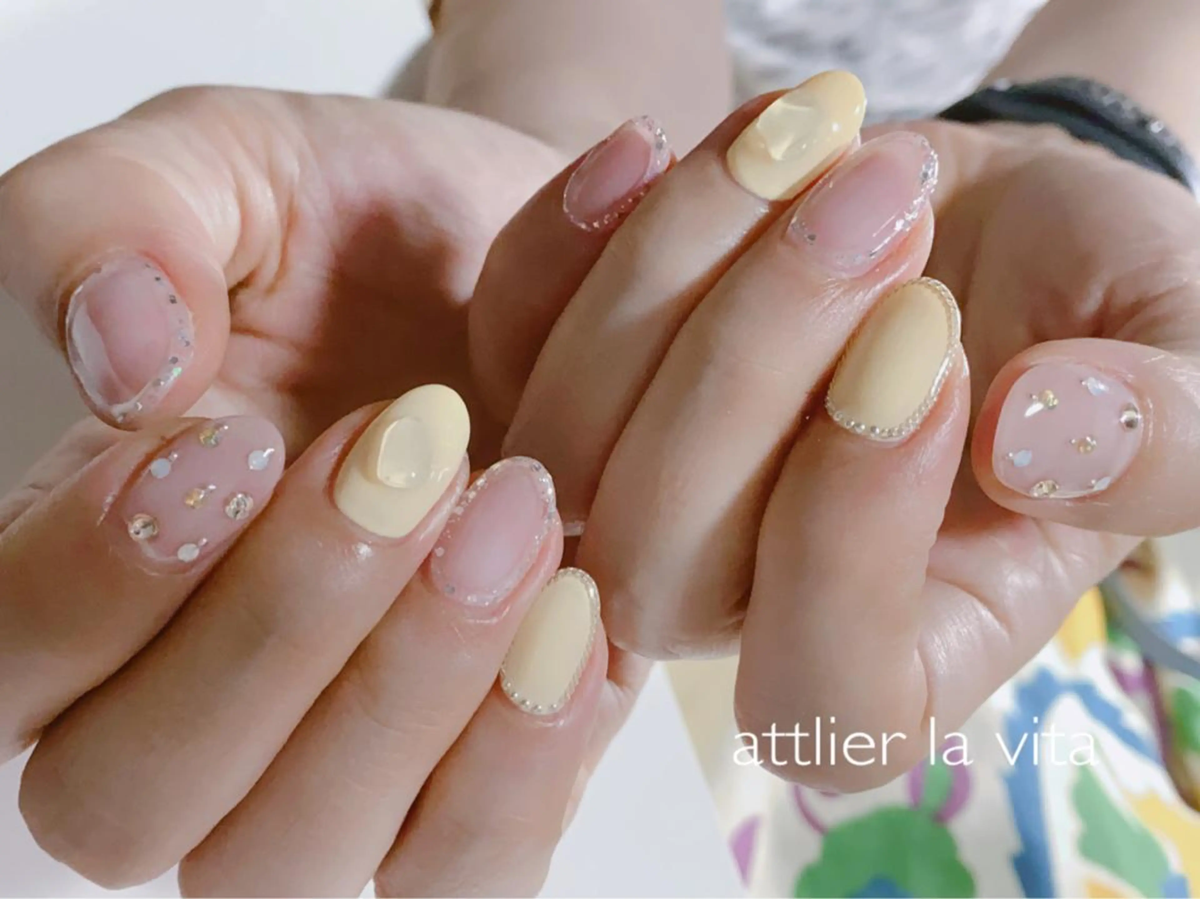 ミディアム ネイル ハンドネイル lavita. mimuraのネイルデザイン