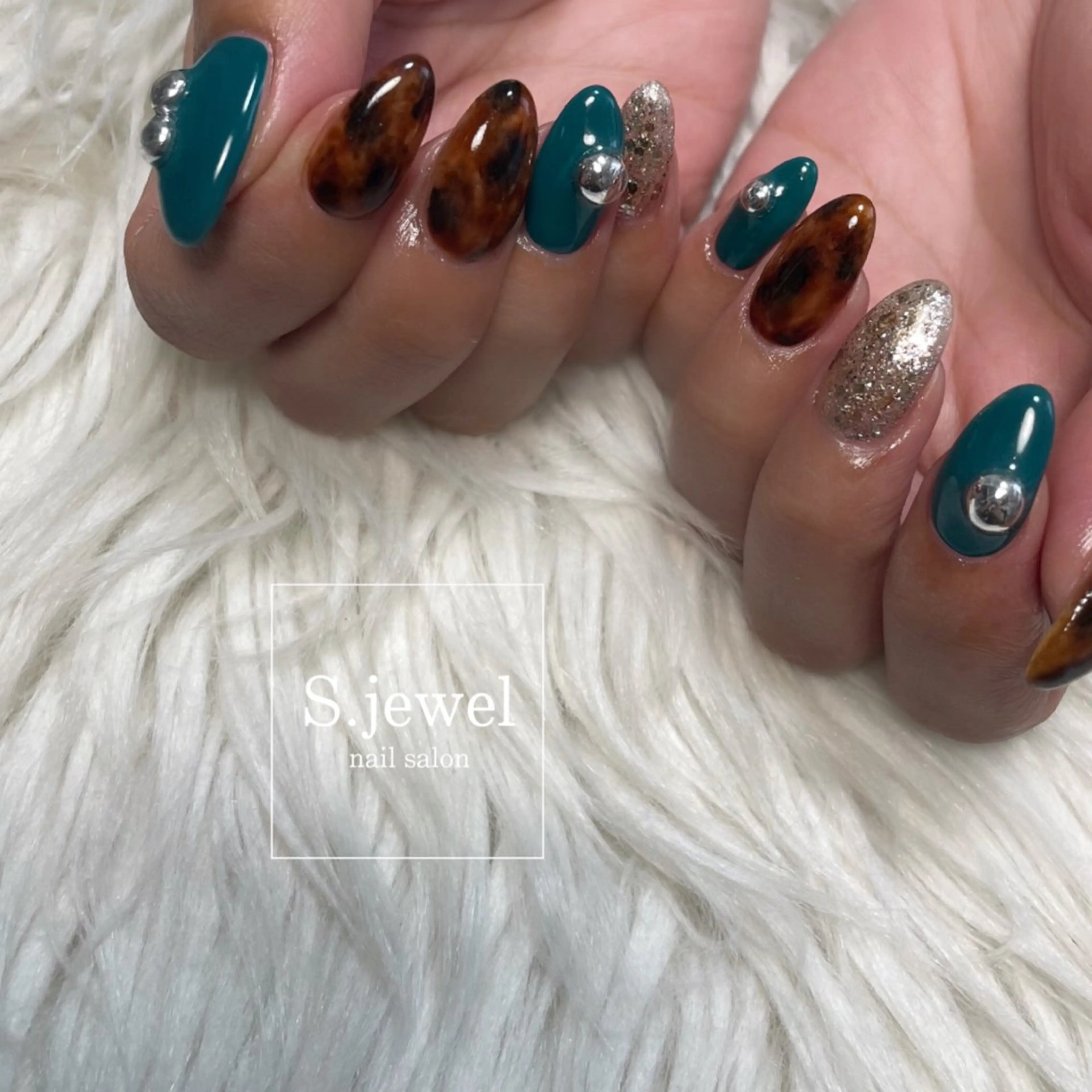 ネイル S♡JEWEL所属・S. JEWELのネイルデザイン